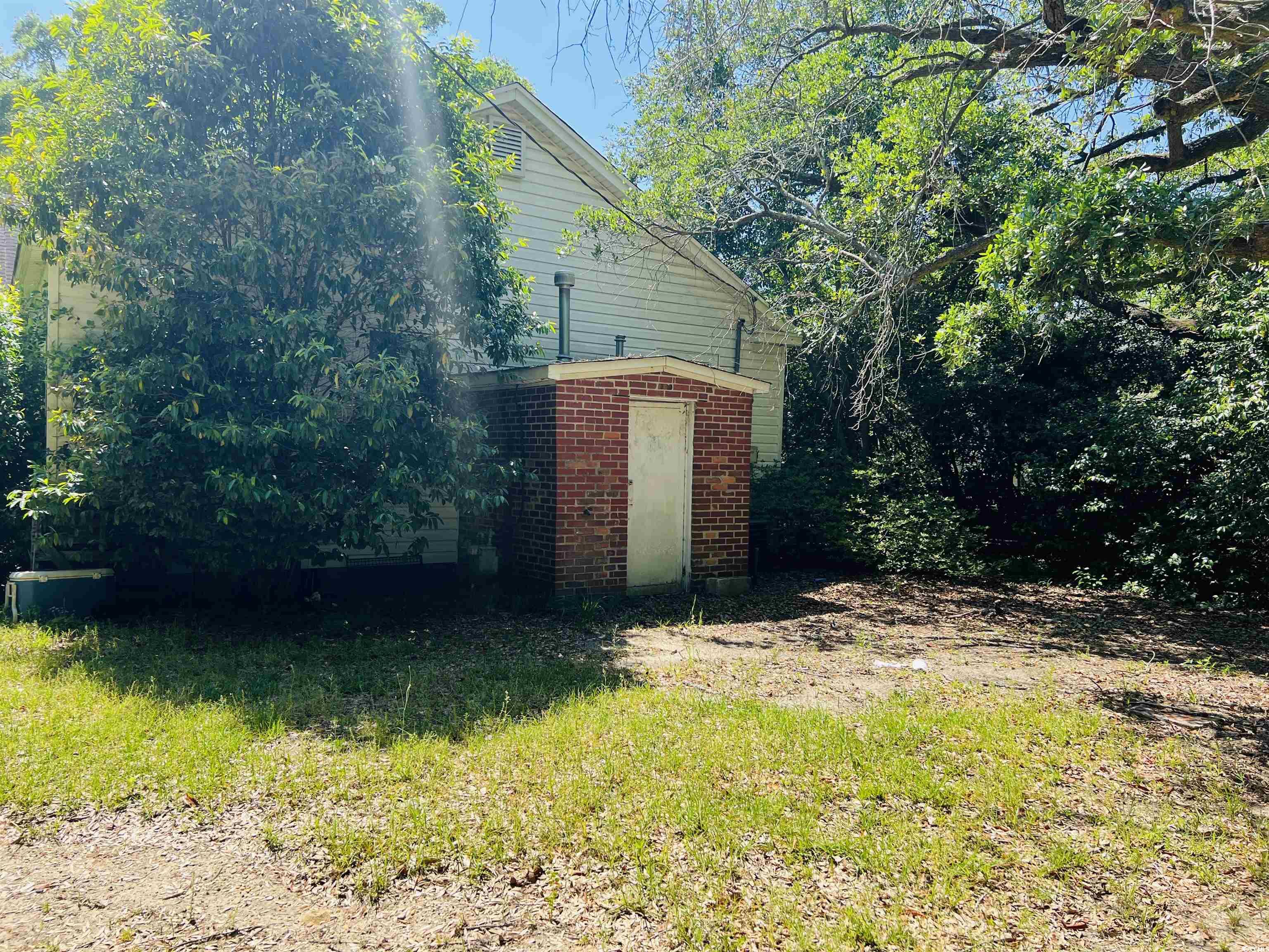 117 Cooper St. Property Photo 4