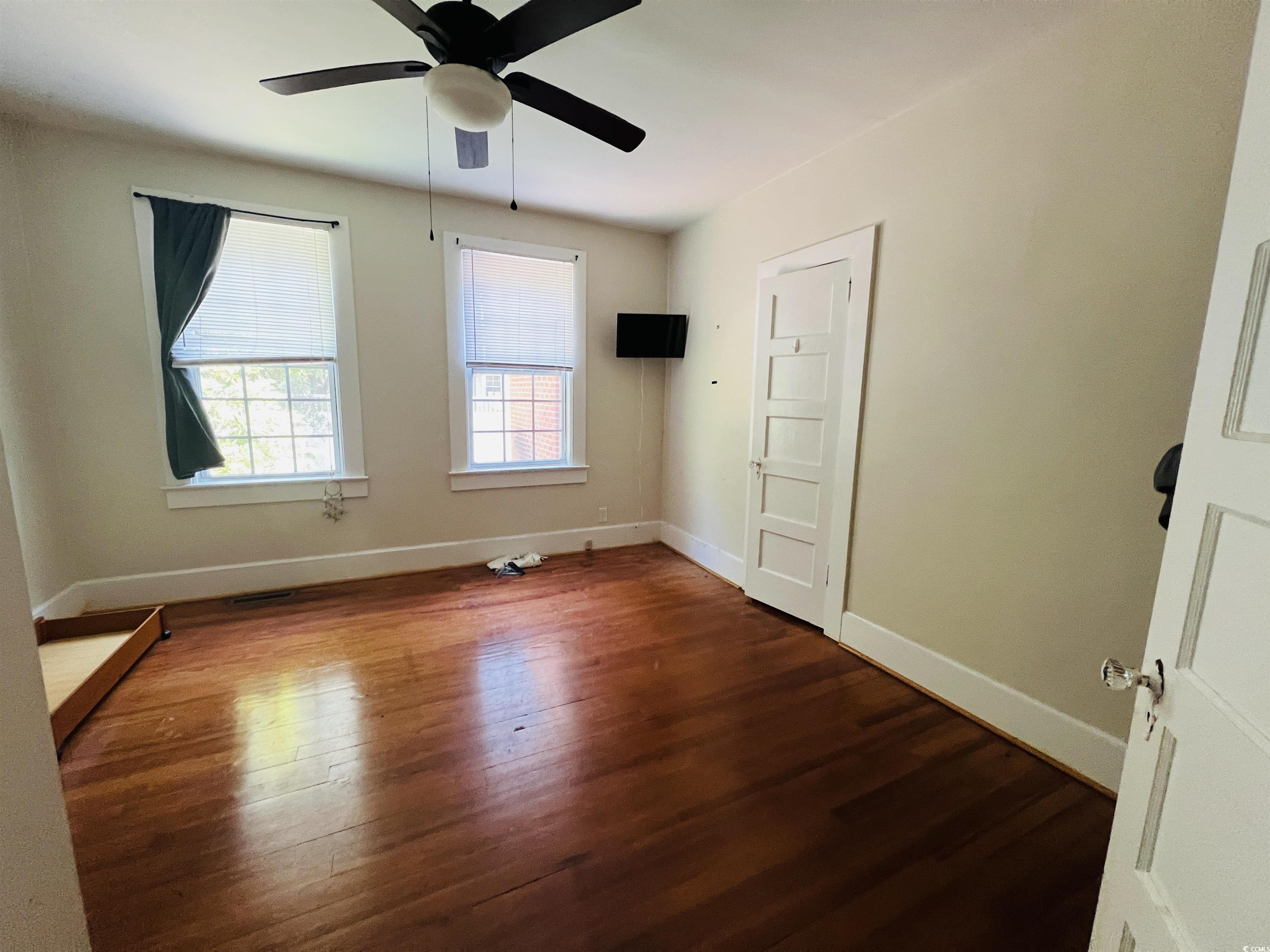 117 Cooper St. Property Photo 6