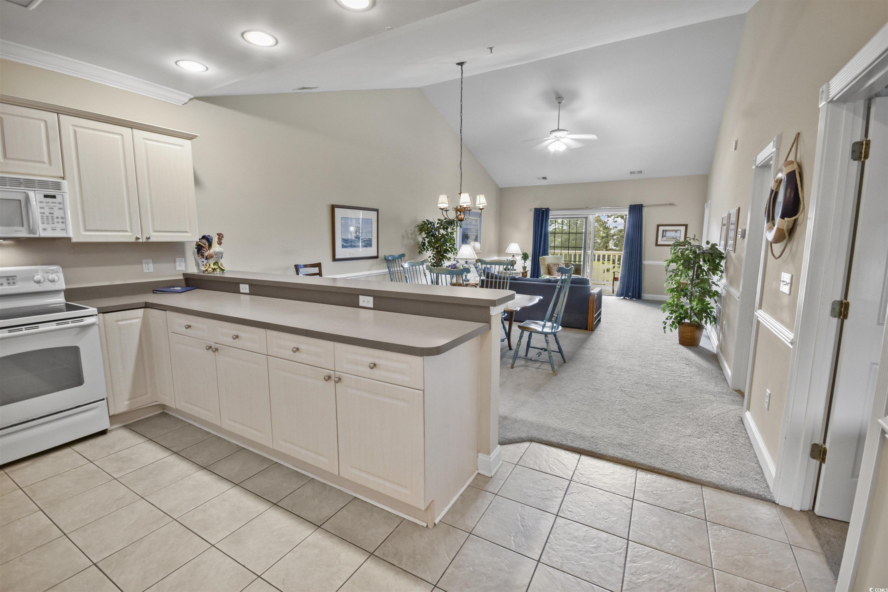 4878 Luster Leaf Circle Property Photo 9