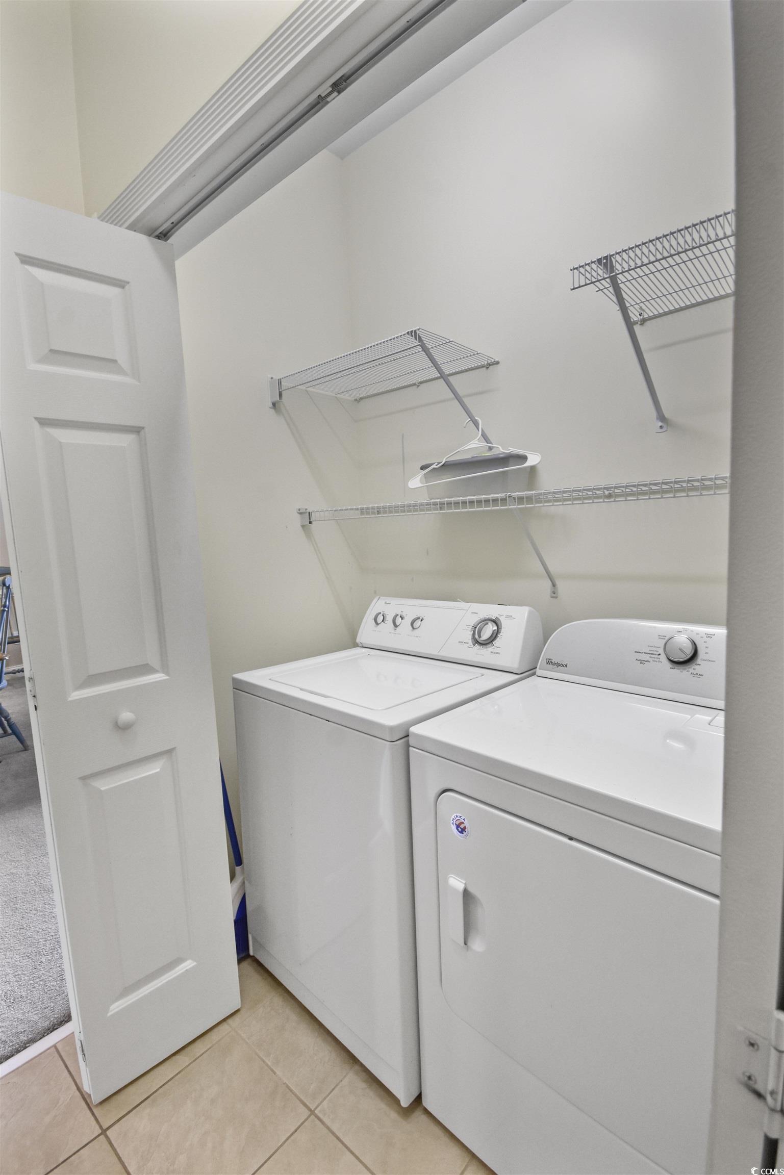 4878 Luster Leaf Circle Property Photo 14