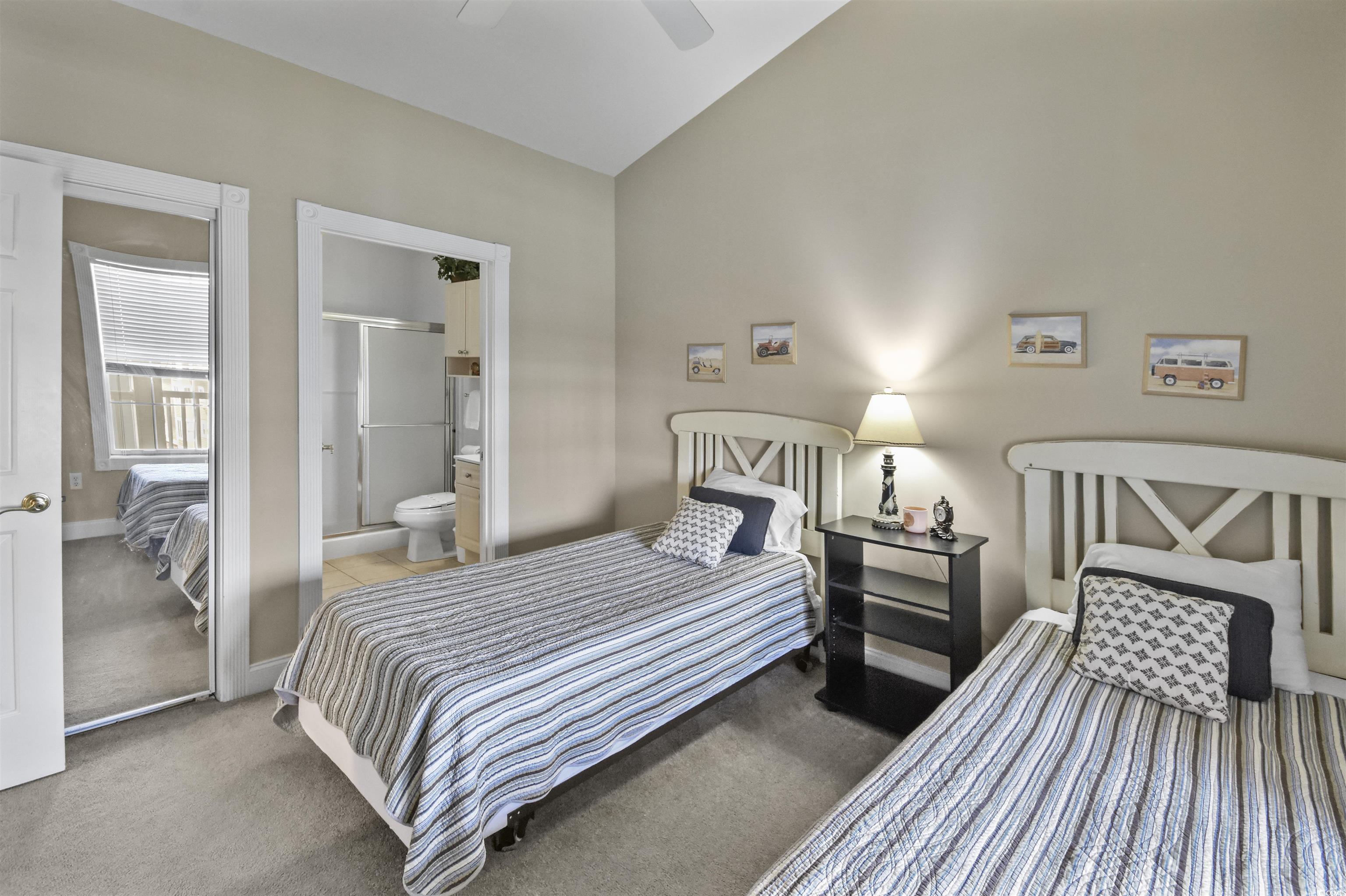 4878 Luster Leaf Circle Property Photo 15