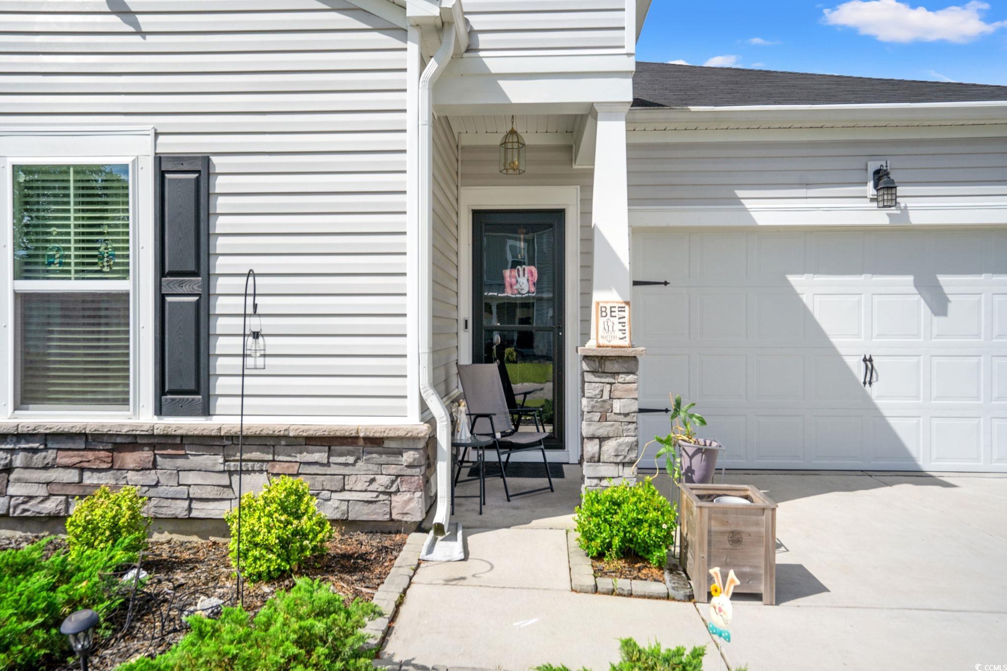 155 Marsh Deer Place Property Photo 2