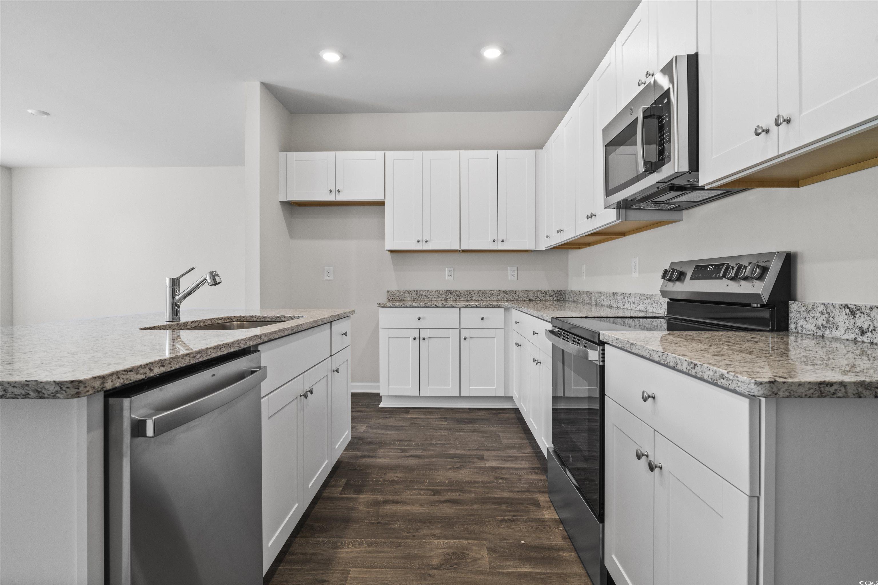 1043 Sentinel Ct. Property Photo 15