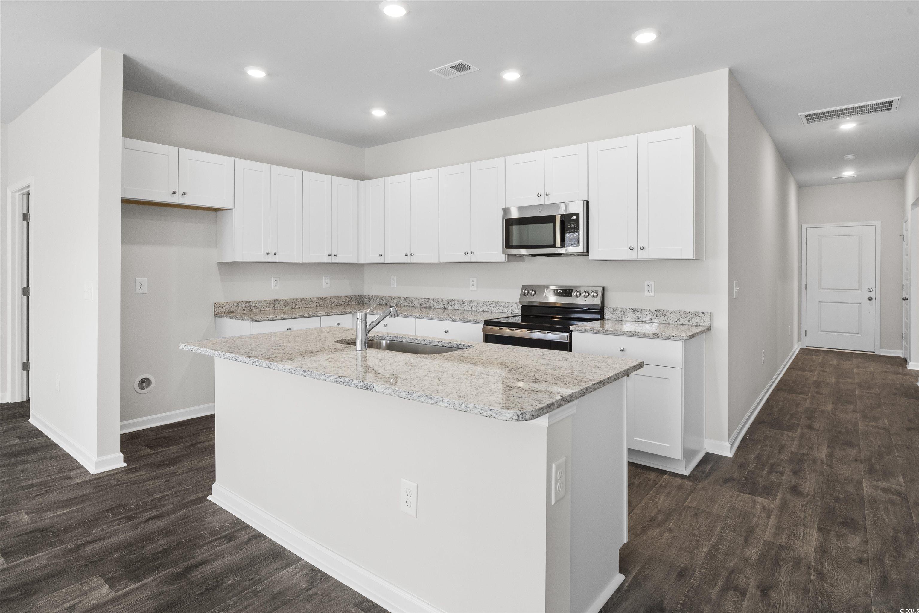 1043 Sentinel Ct. Property Photo 16