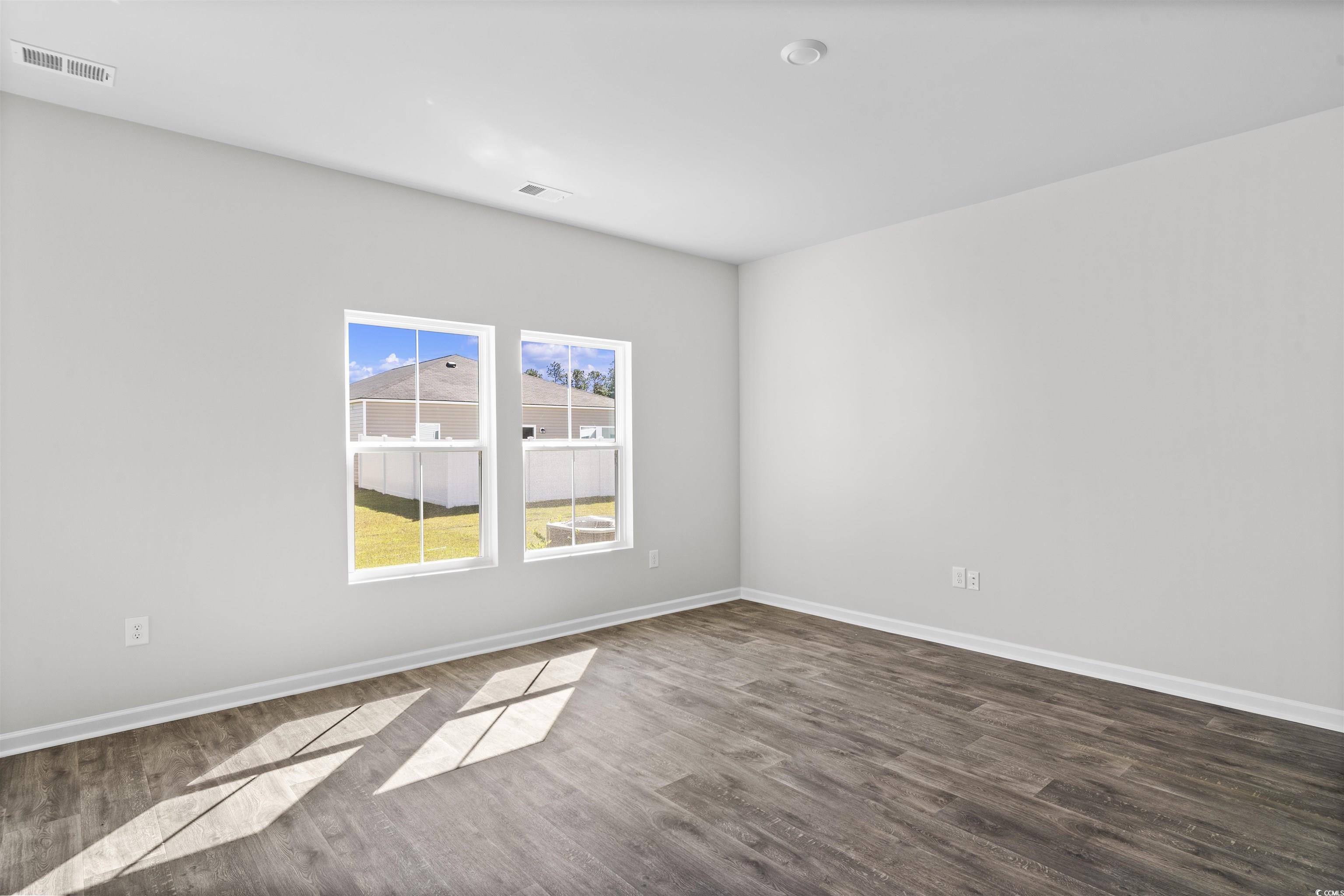 1043 Sentinel Ct. Property Photo 17