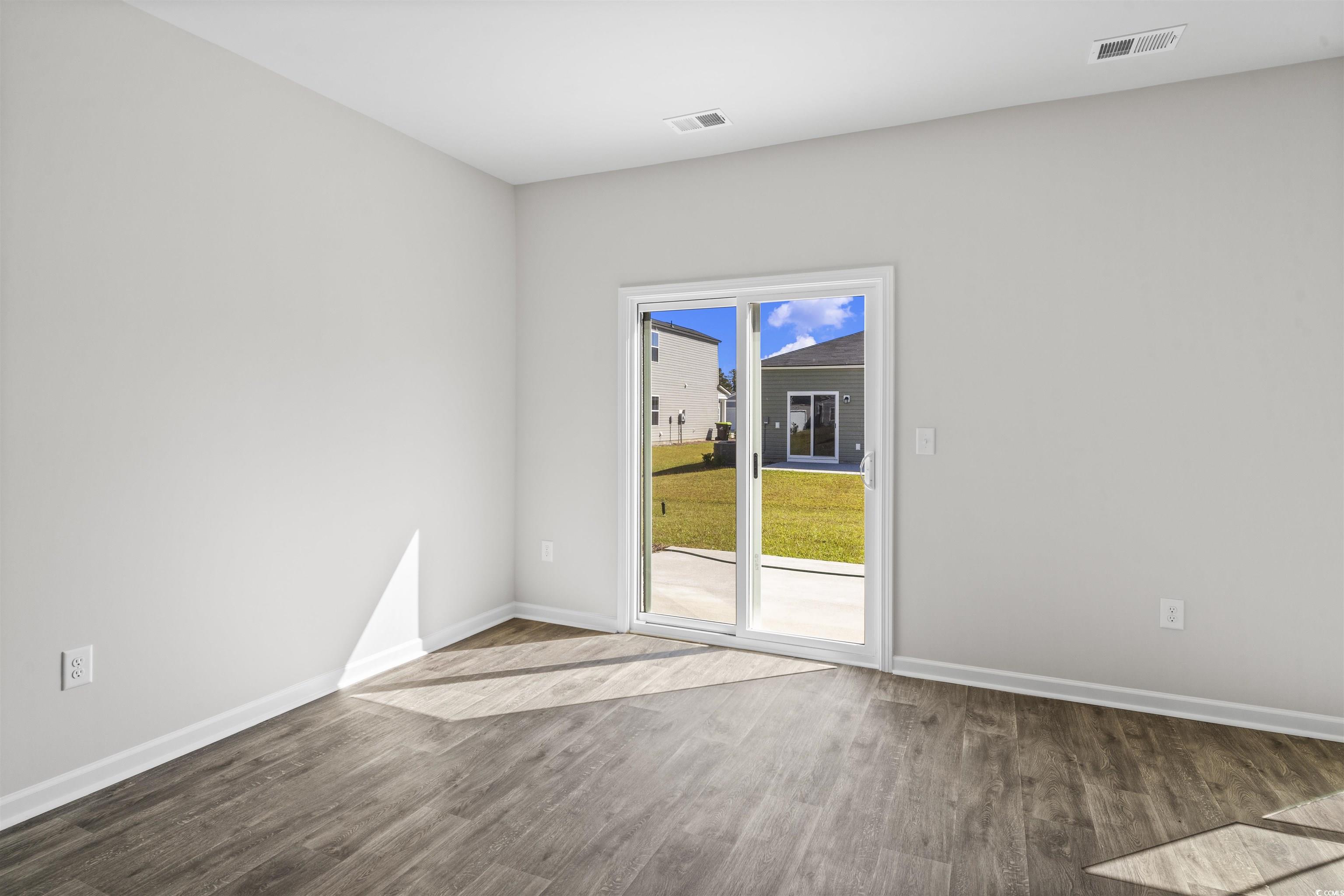 1043 Sentinel Ct. Property Photo 18