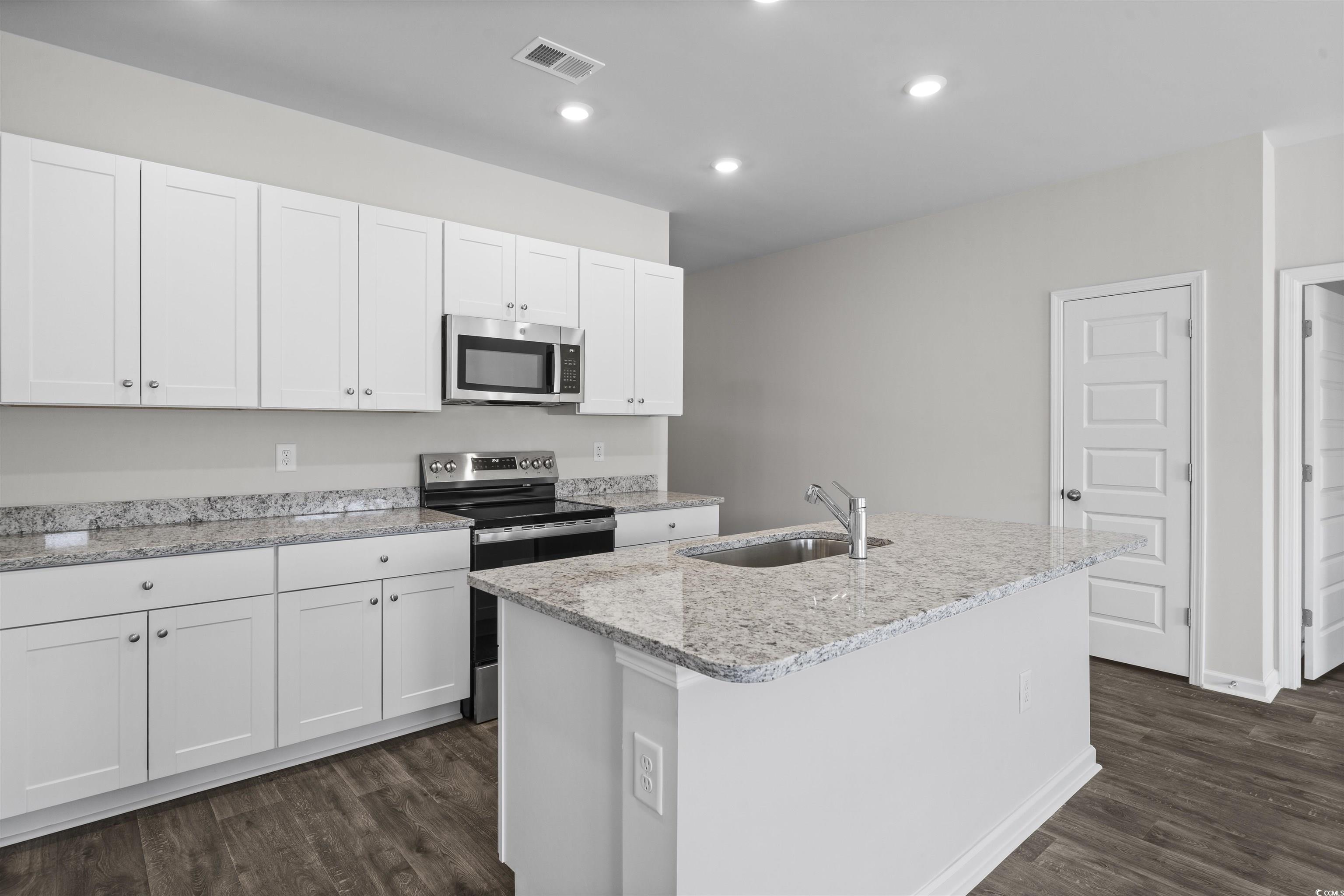 1043 Sentinel Ct. Property Photo 19