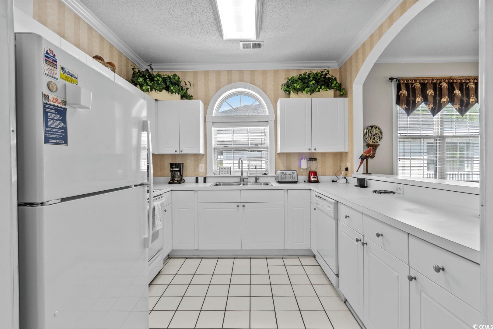 5751 Oyster Catcher Dr. Property Photo 12