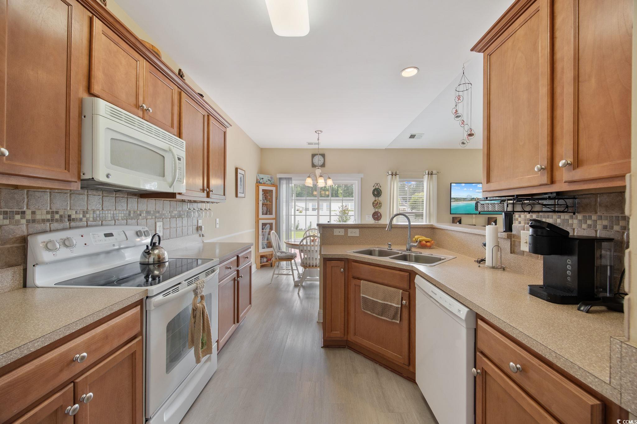 195 Cupola Dr. Property Photo 15