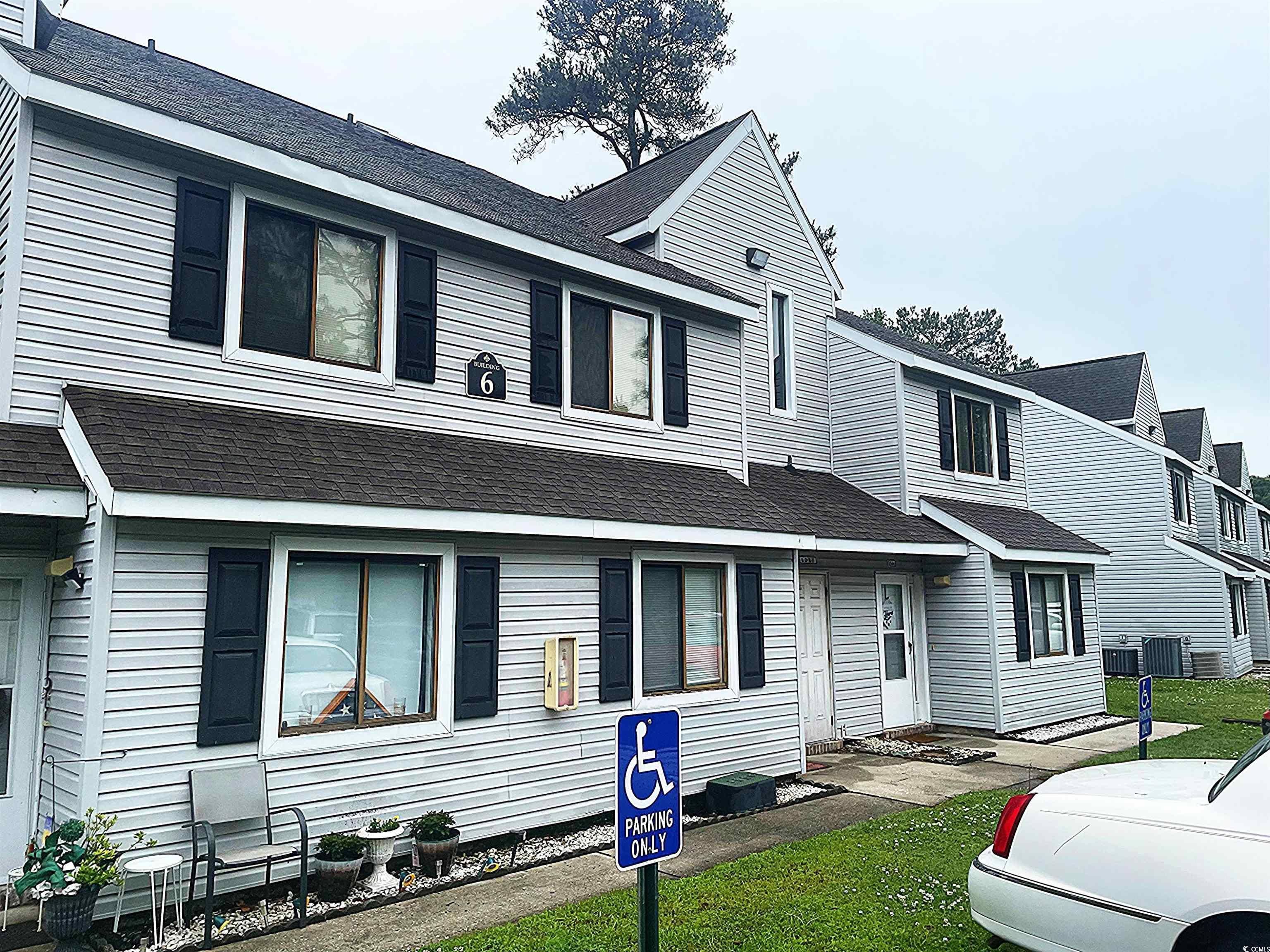 500 Fairway Village Dr. Property Photo