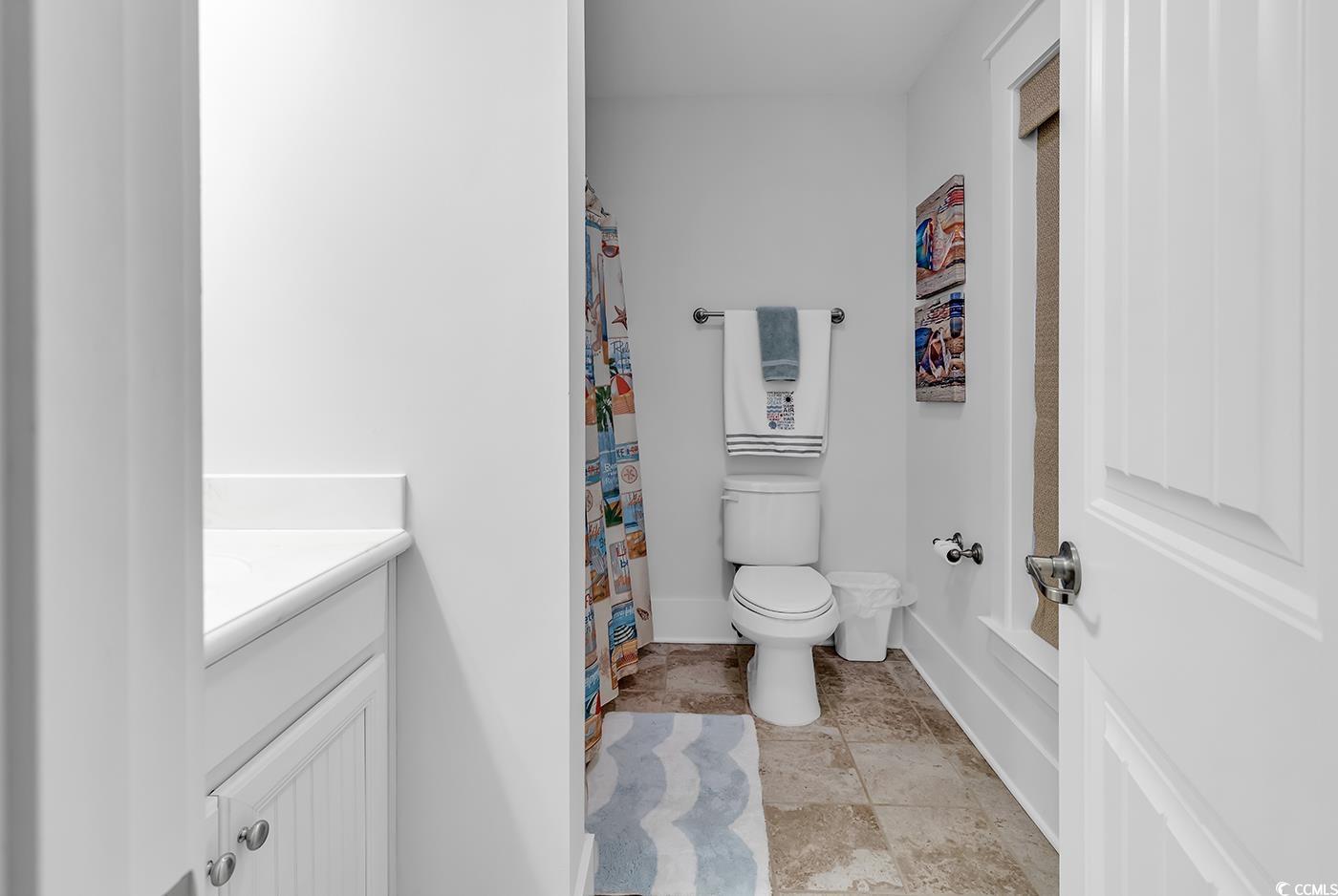 820 Madiera Dr. Property Photo 28