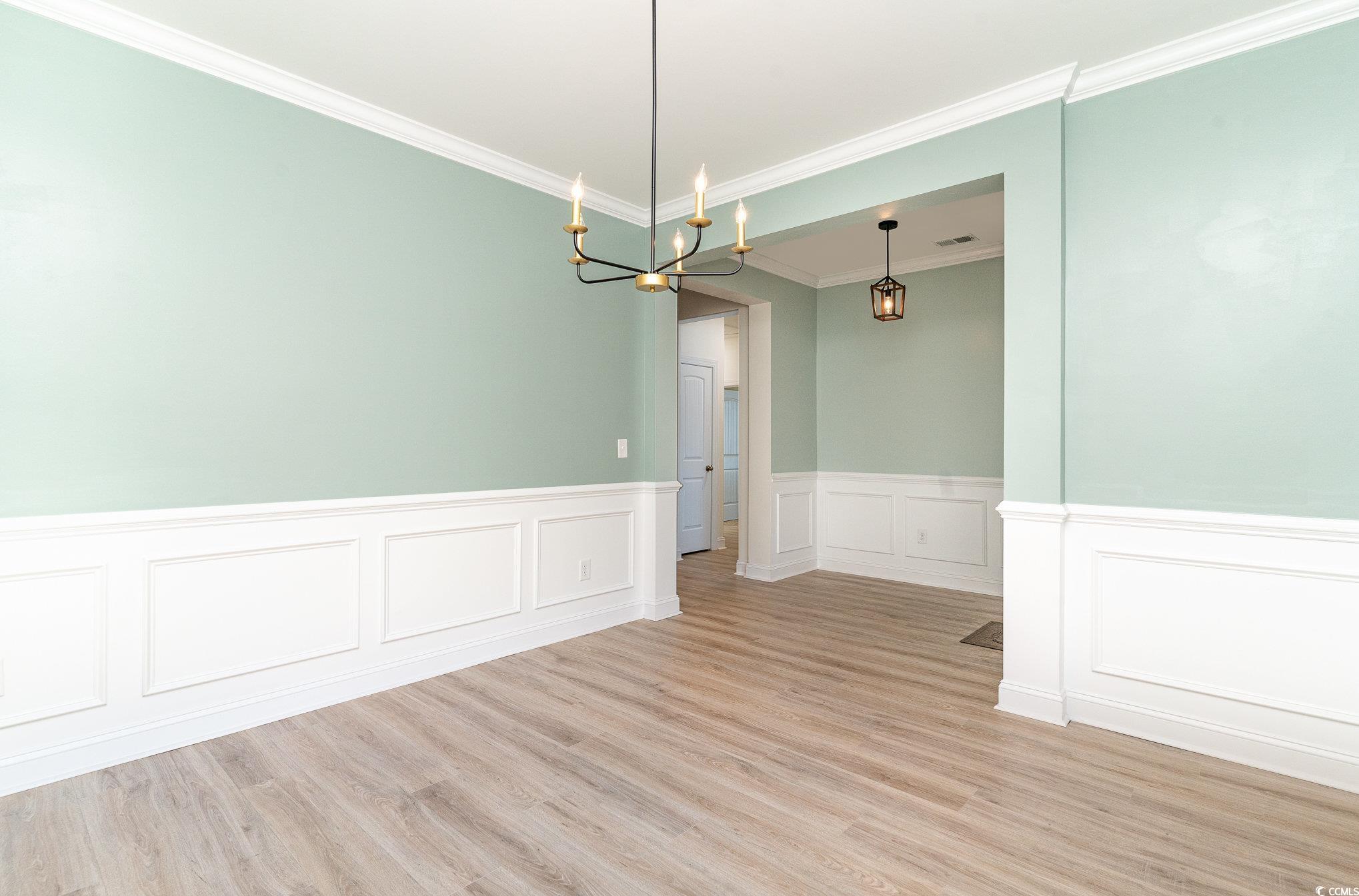 1827 Parish Way Property Photo 10