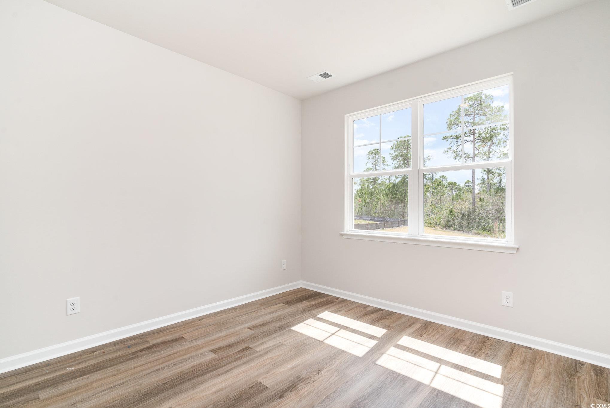 873 Ireland Dr. Property Photo 27