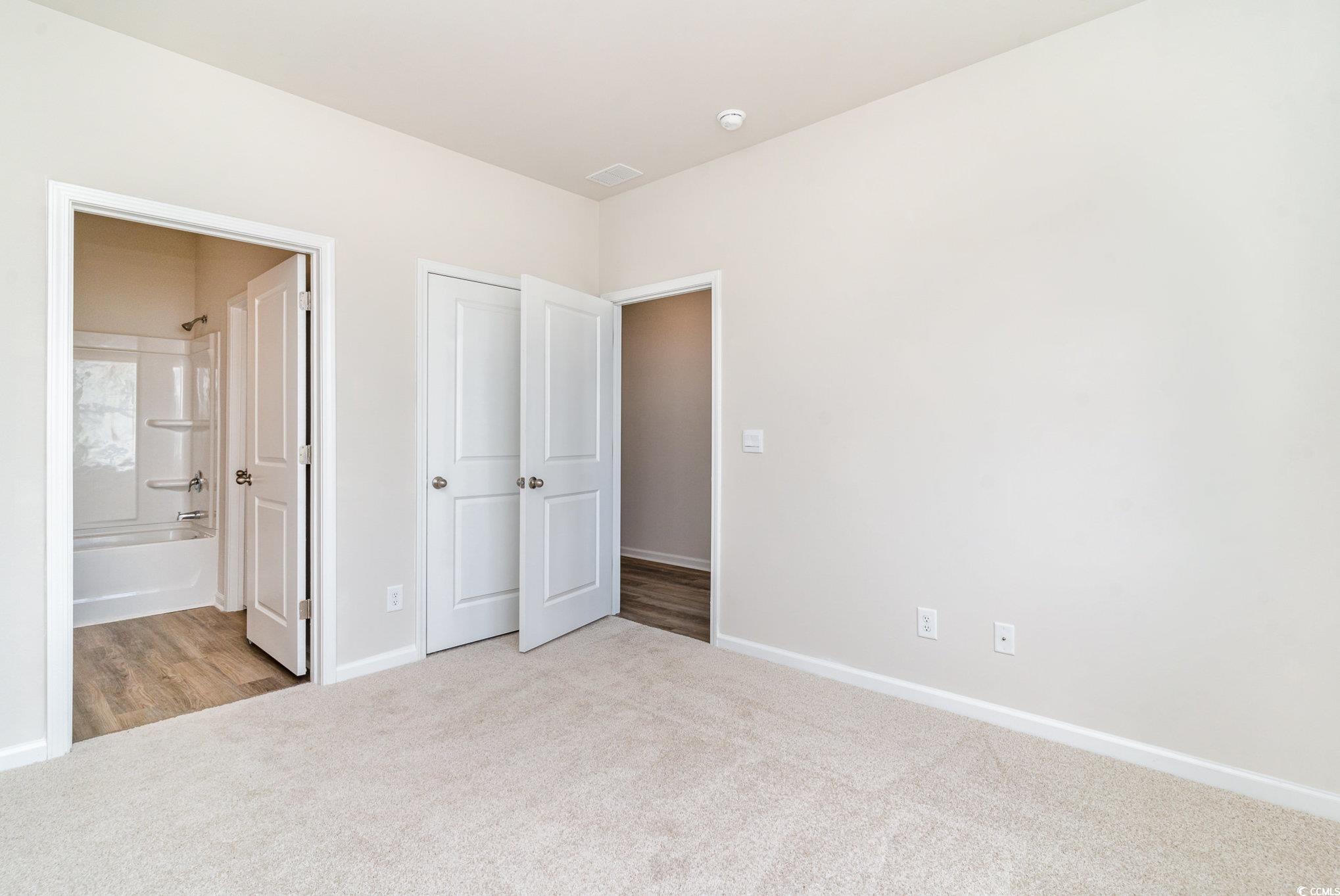 885 Ireland Dr. Property Photo 25