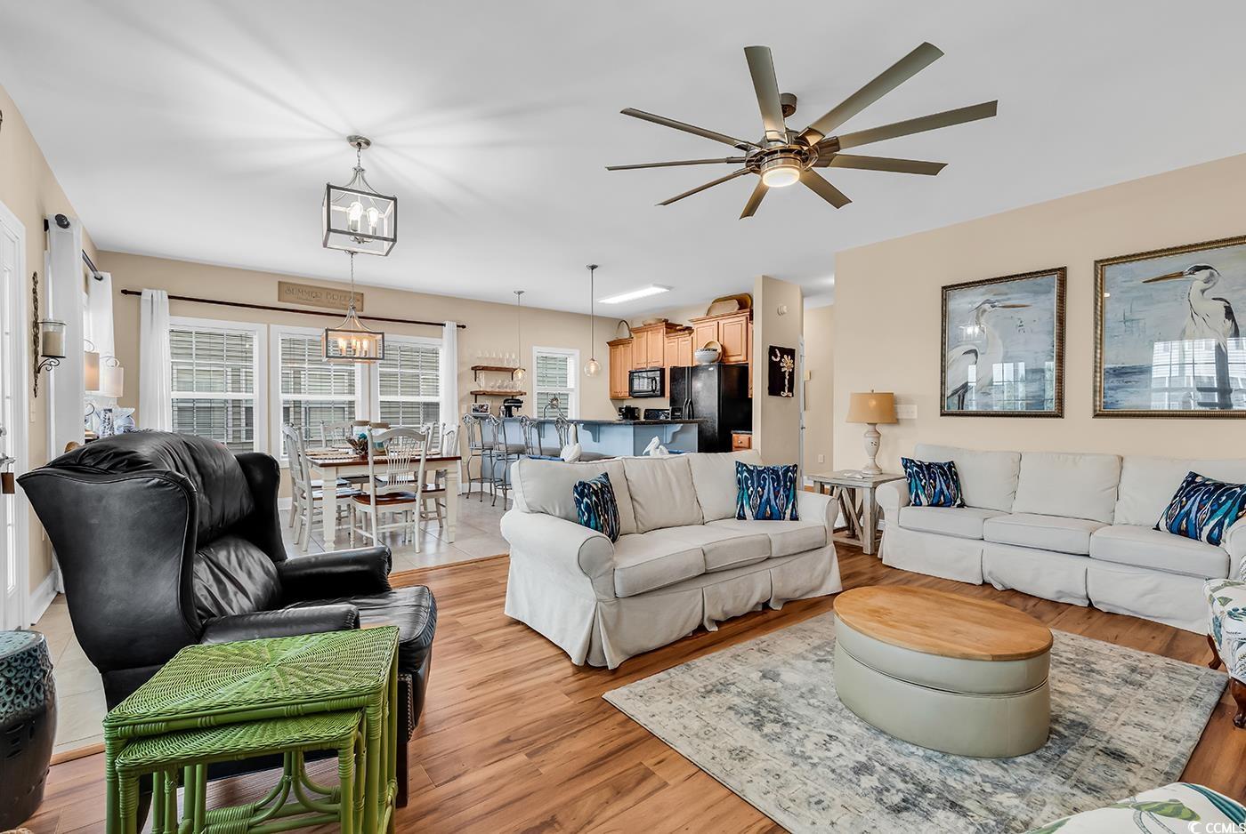 1005 Kelly Ct. Property Photo 9