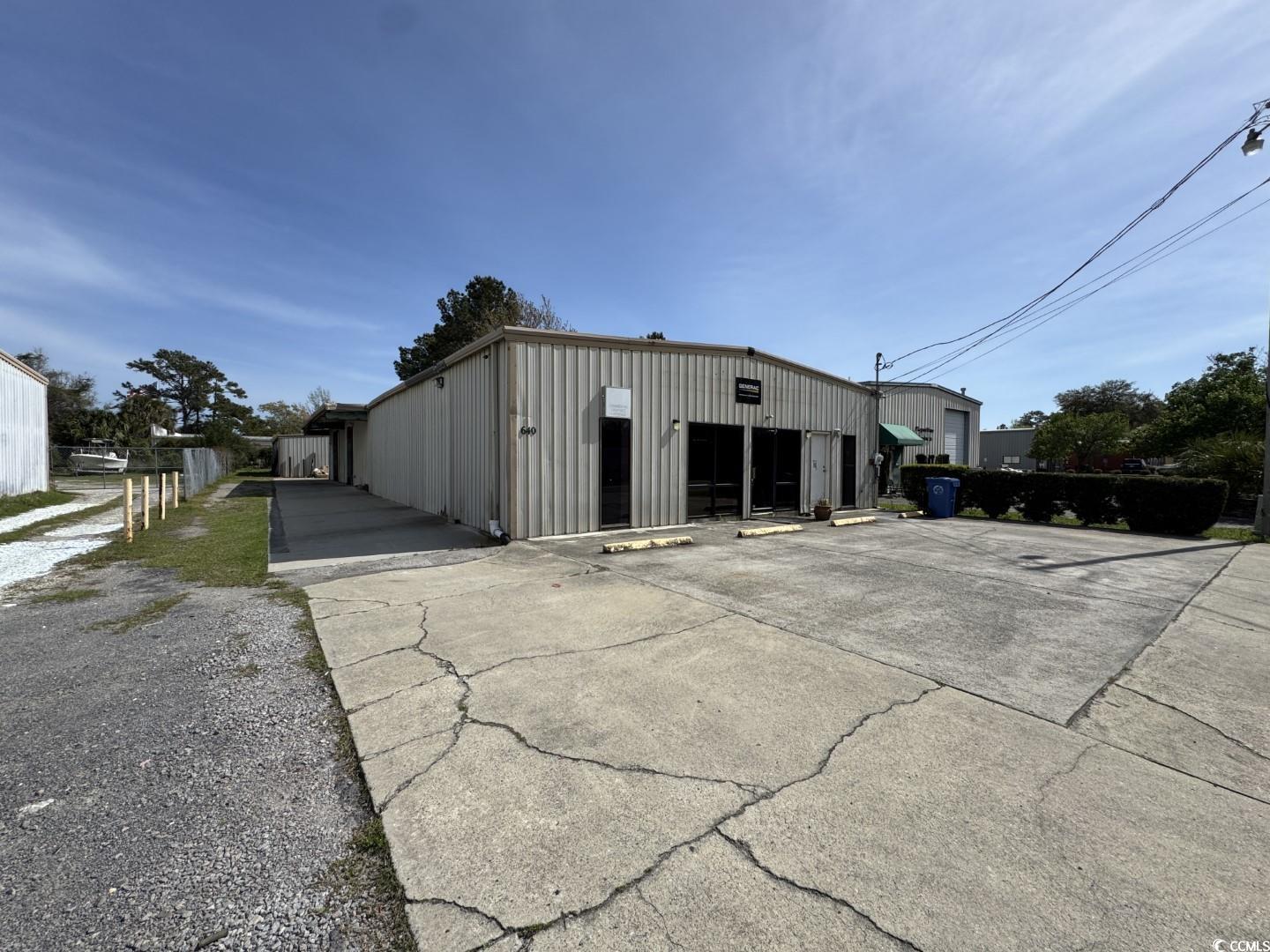 640 Sandy Ln. Property Photo 14