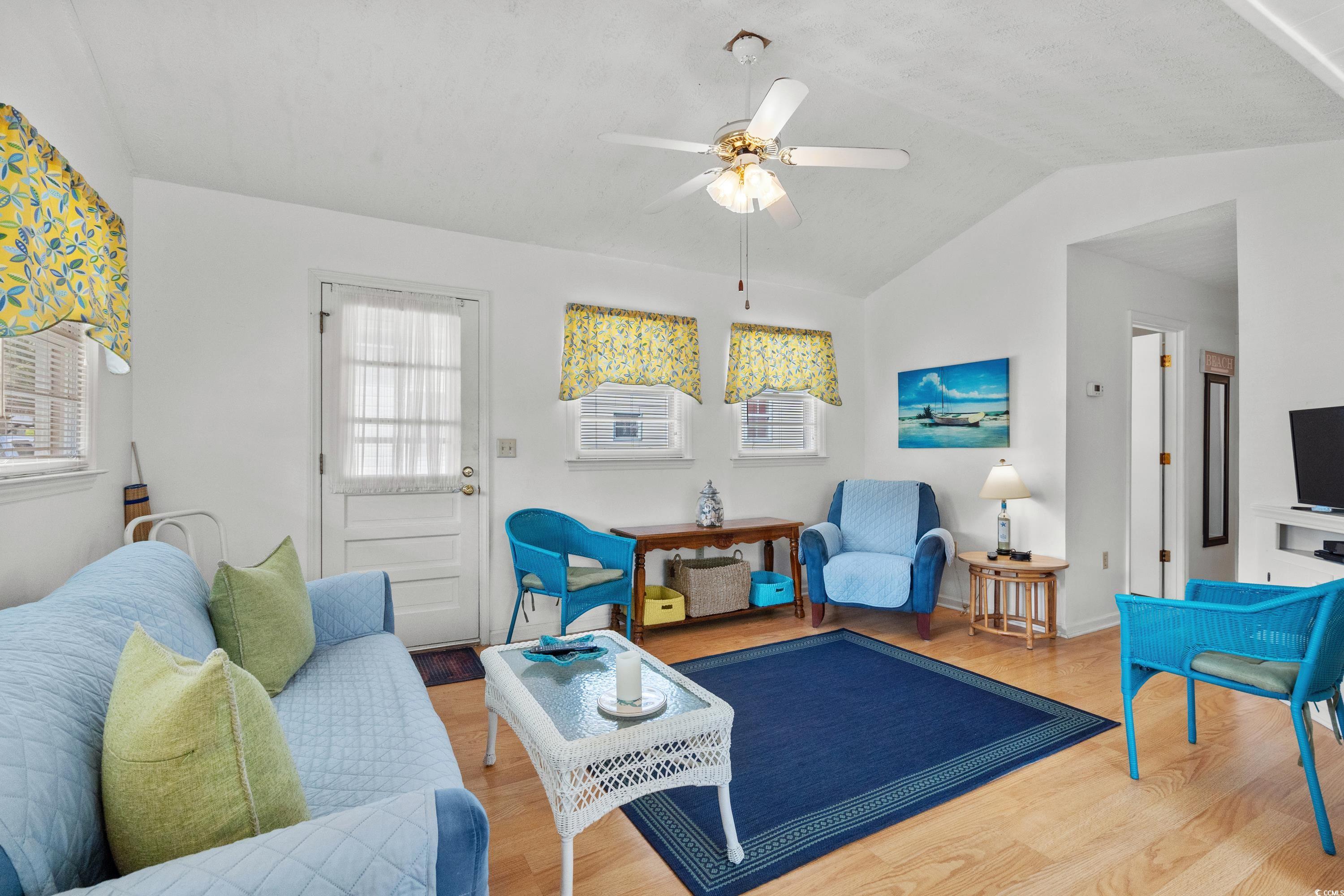 6001- 1776 S Kings Highway Property Photo 8