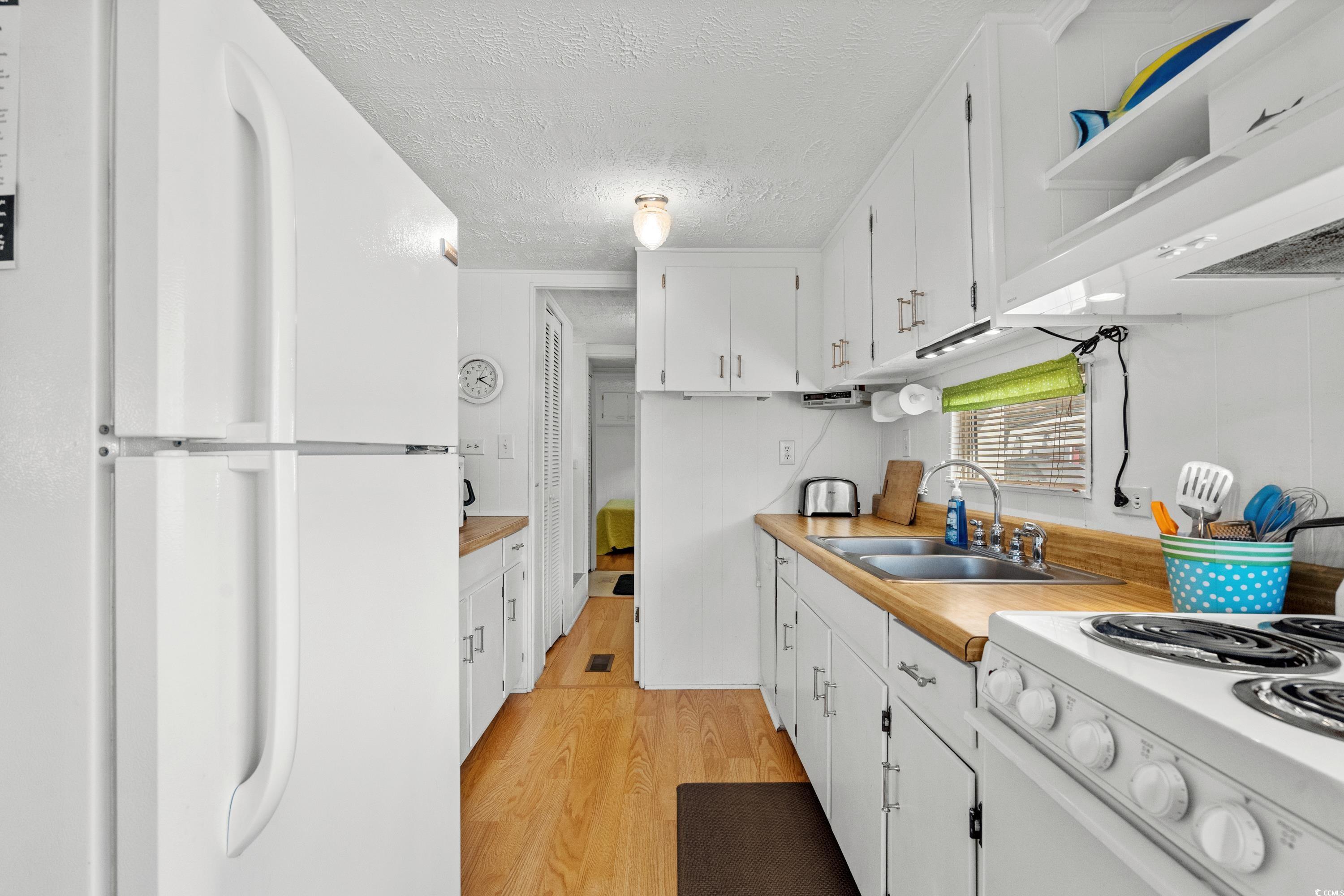 6001- 1776 S Kings Highway Property Photo 15