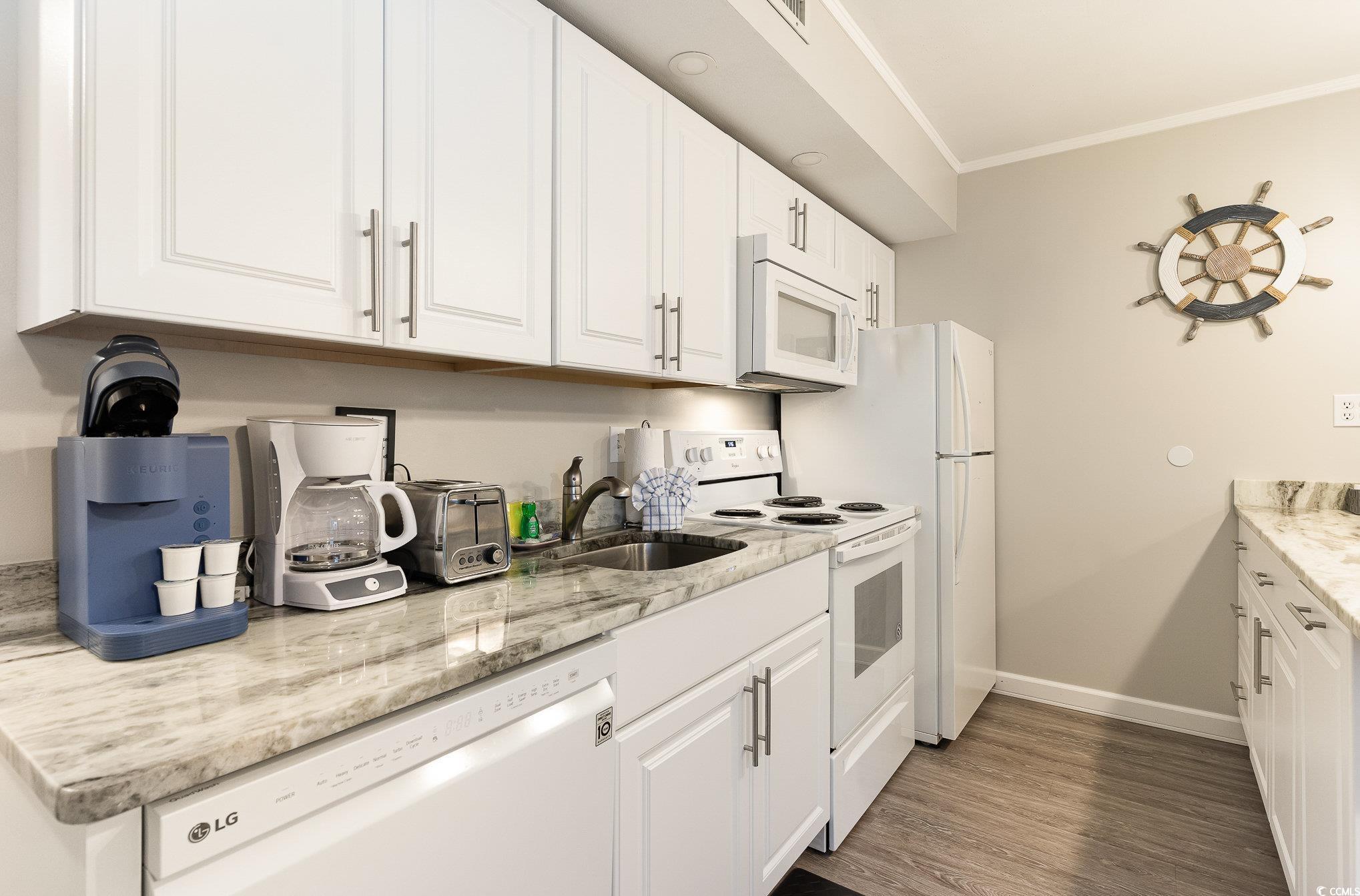 5523 N Ocean Blvd. Property Photo 11