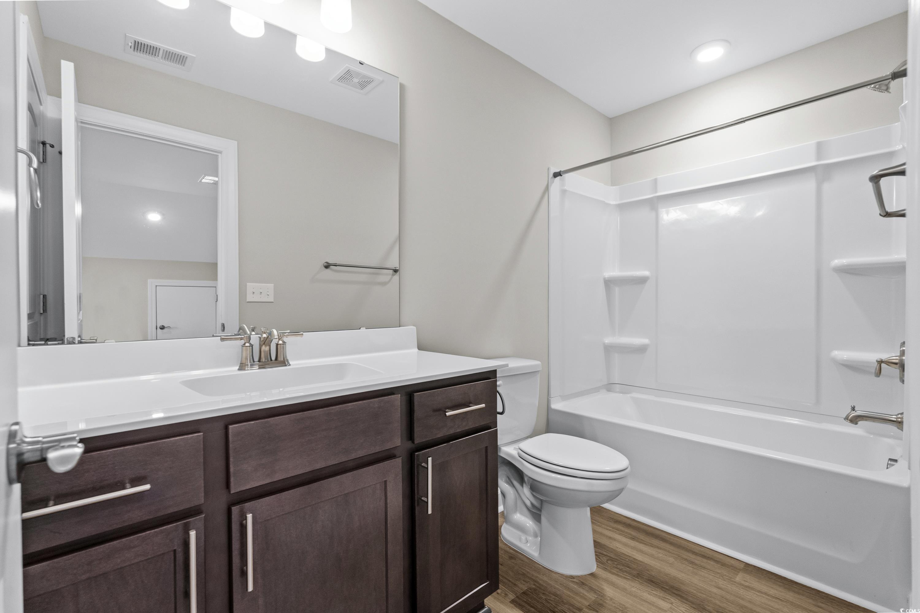 1031 Cascade Loop Property Photo 26