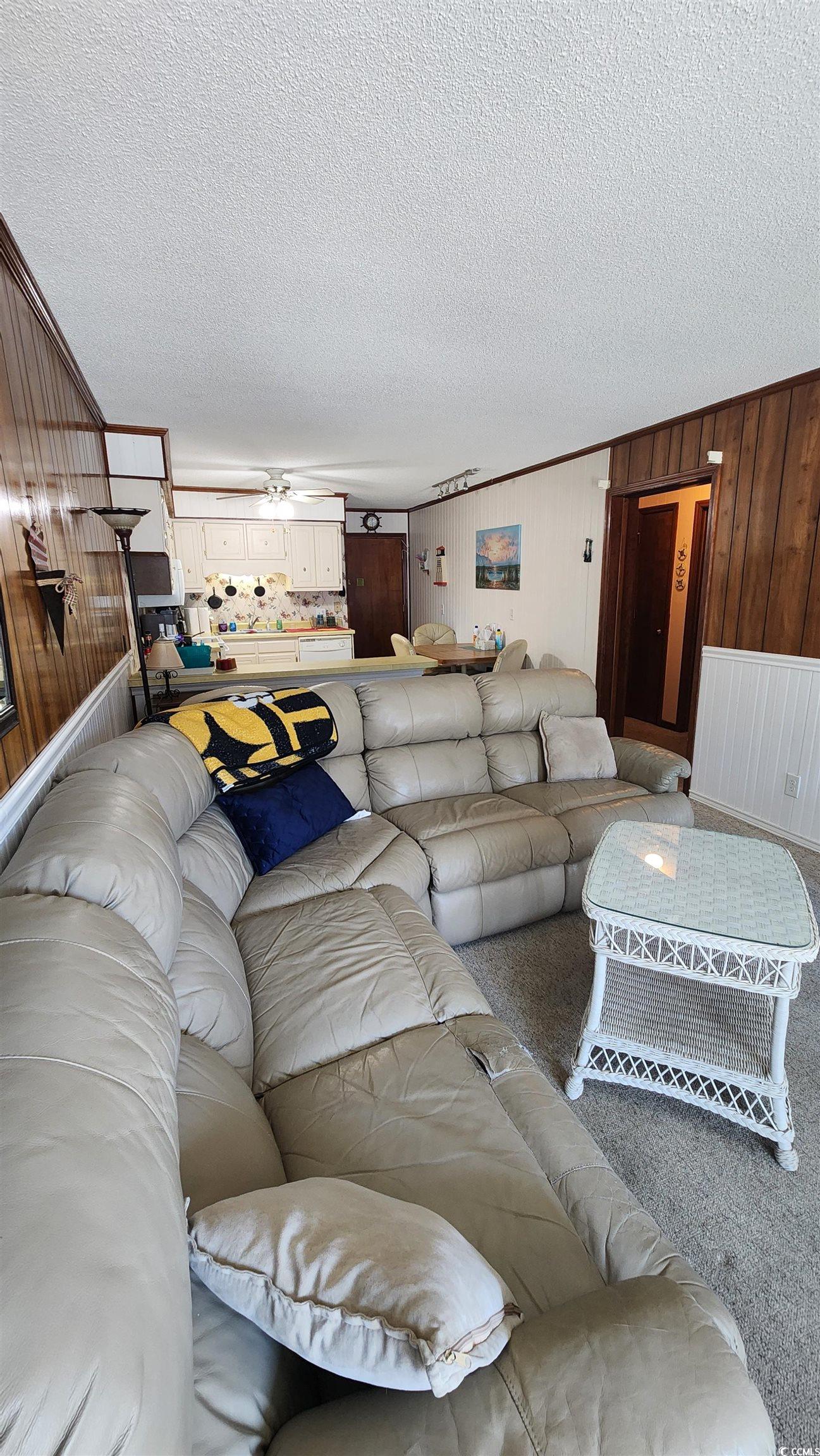 9540 Shore Dr. Property Photo 7