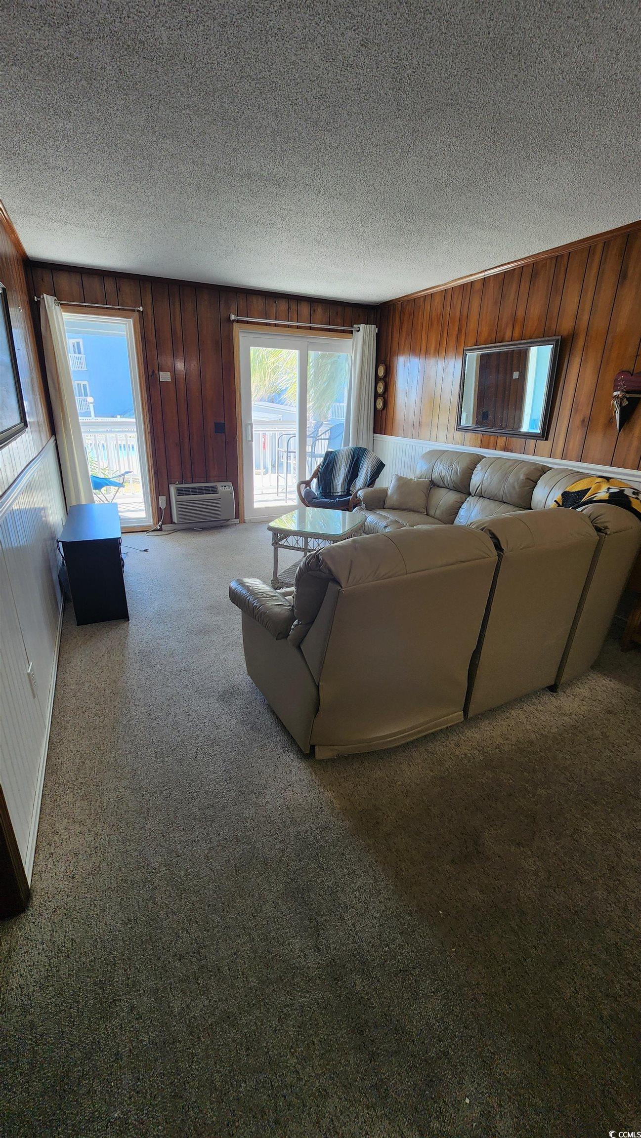 9540 Shore Dr. Property Photo 9