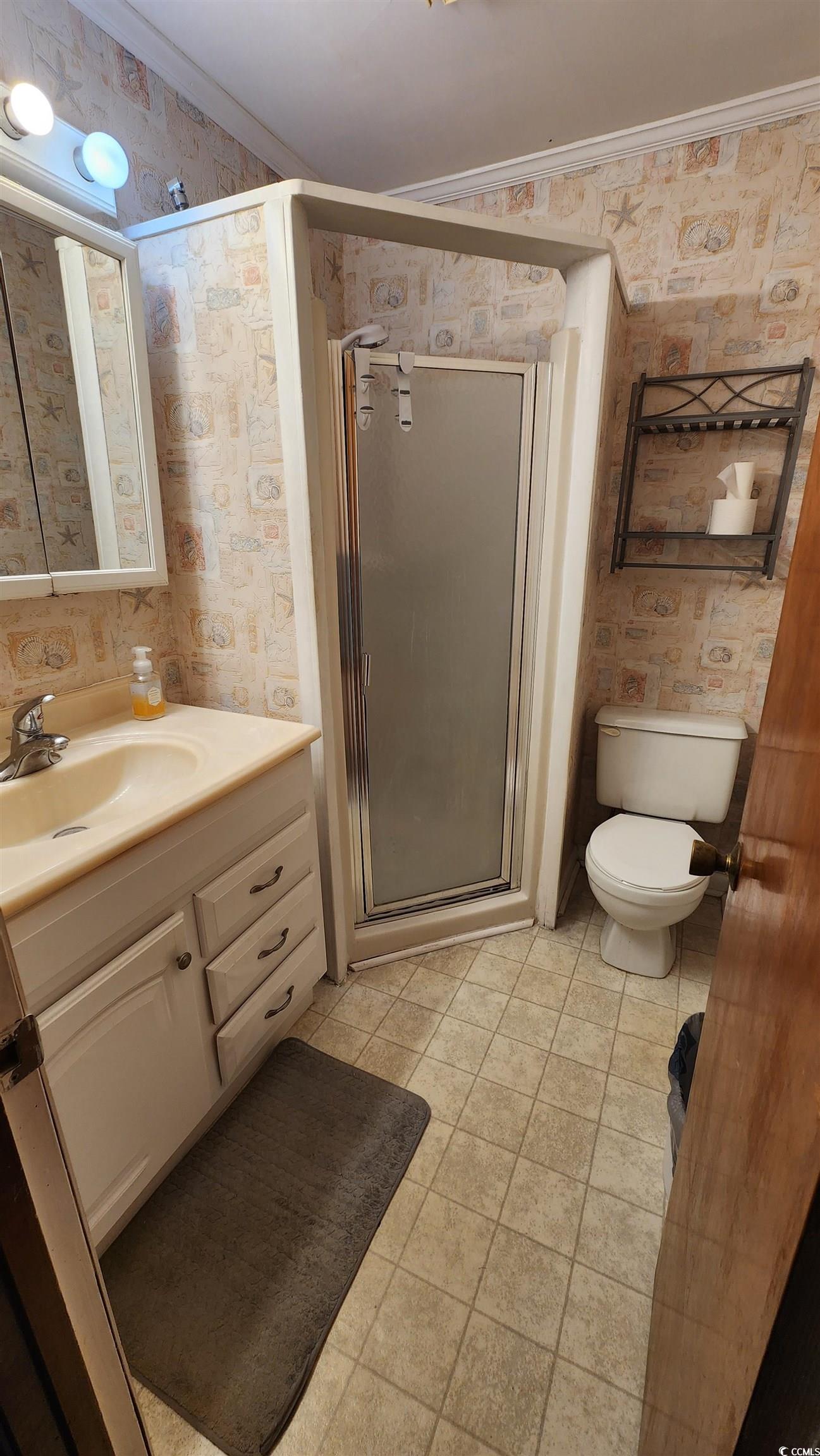 9540 Shore Dr. Property Photo 14