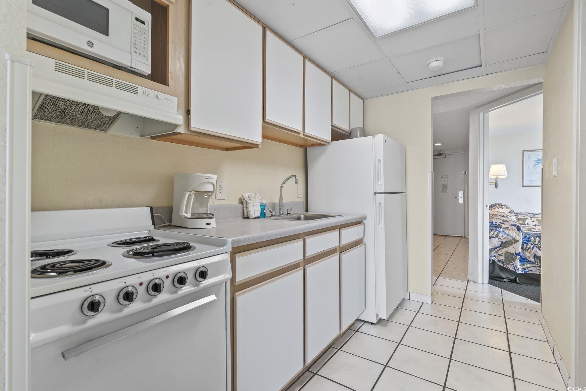 2300 N Ocean Blvd. Property Photo 16