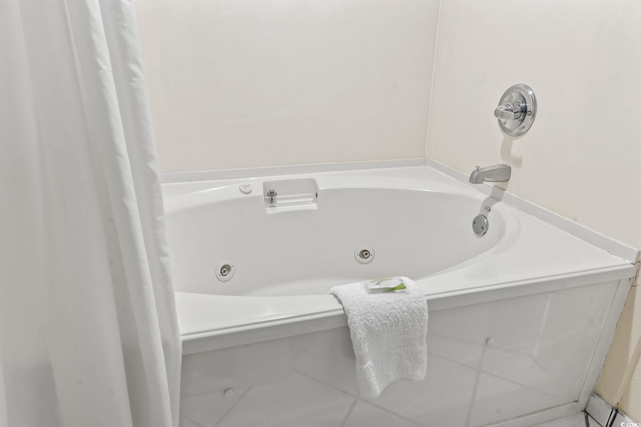 2300 N Ocean Blvd. Property Photo 30