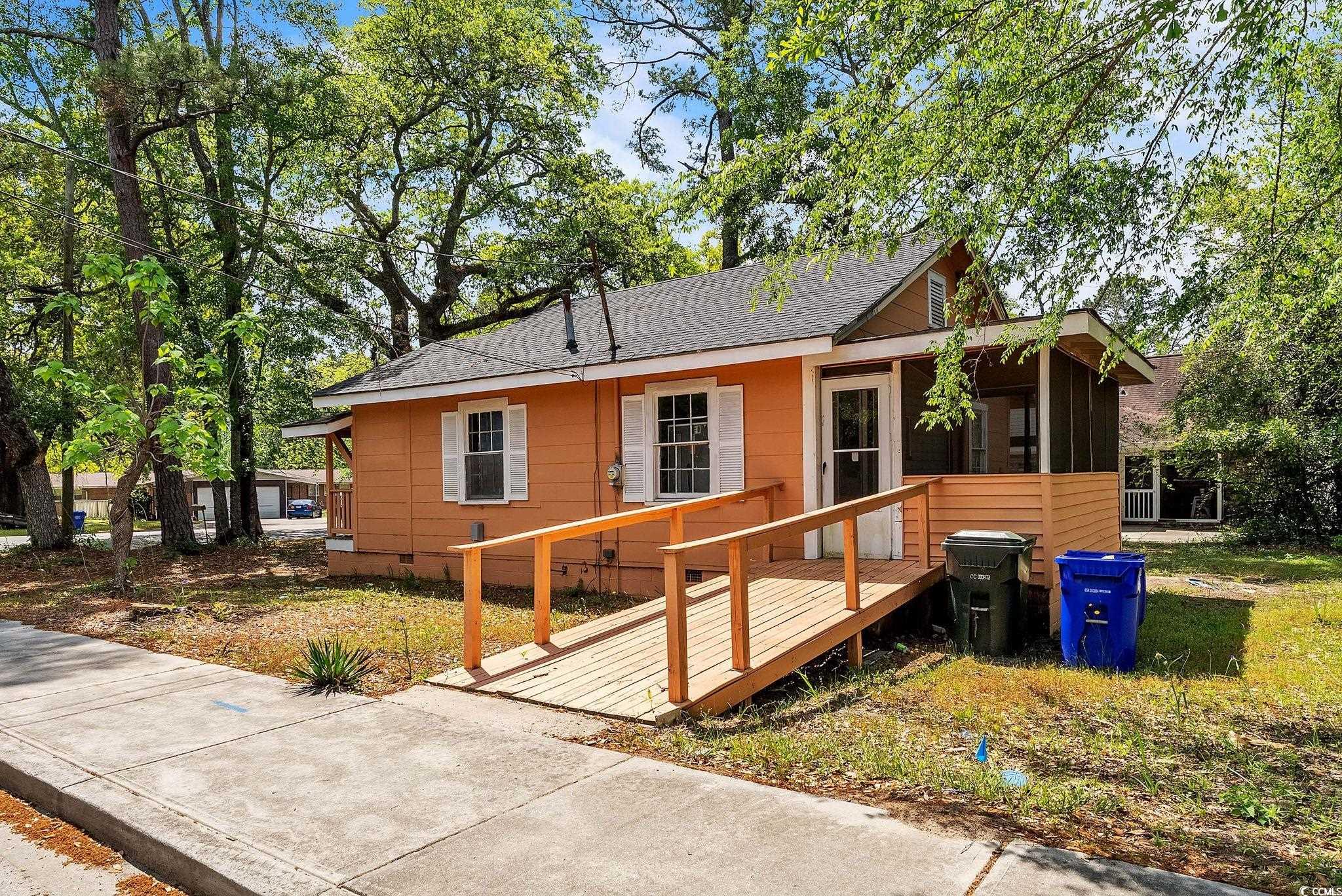 1800 9th Ave. Property Photo 4