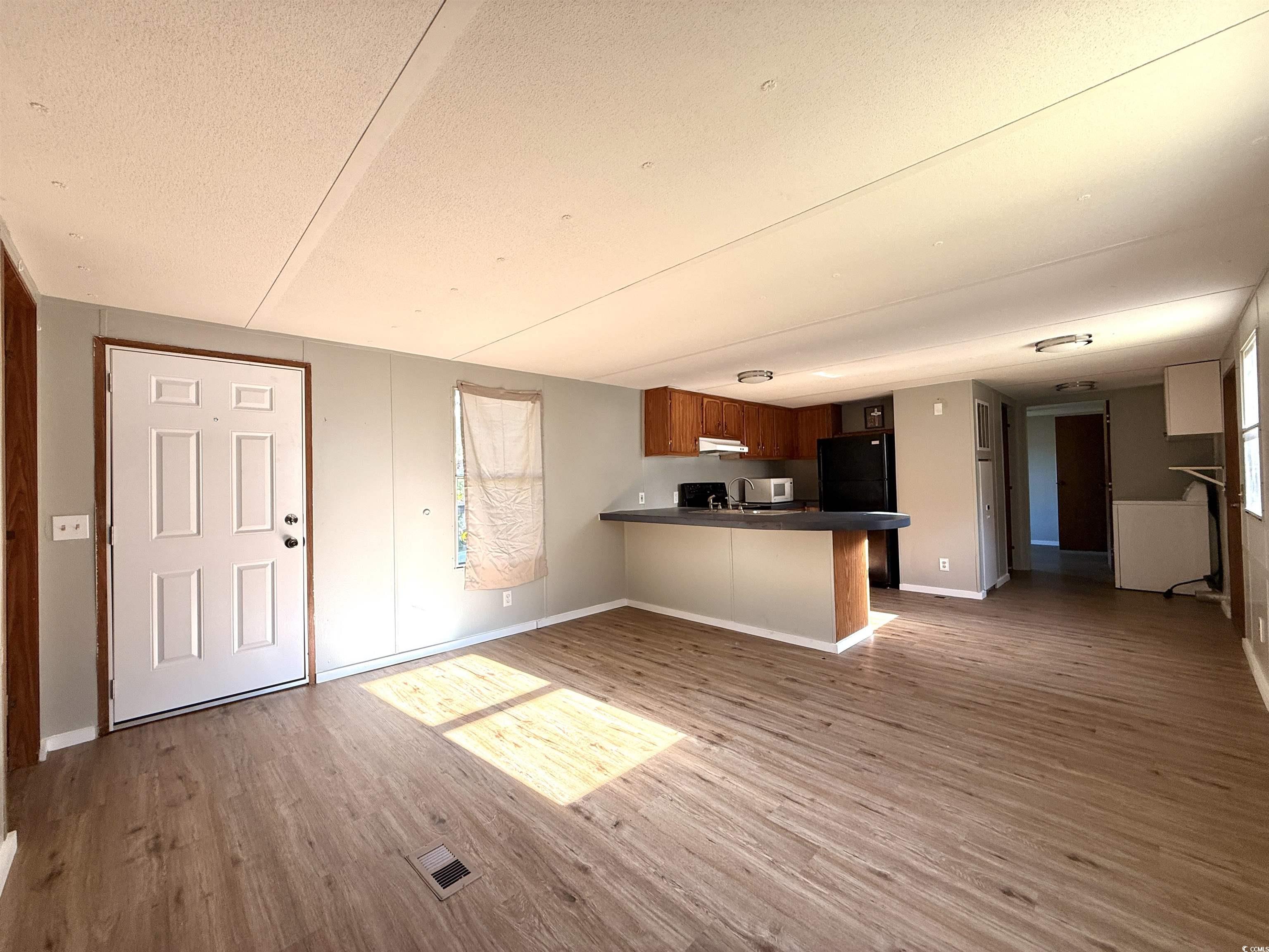 2765 County Line Rd. Property Photo 4