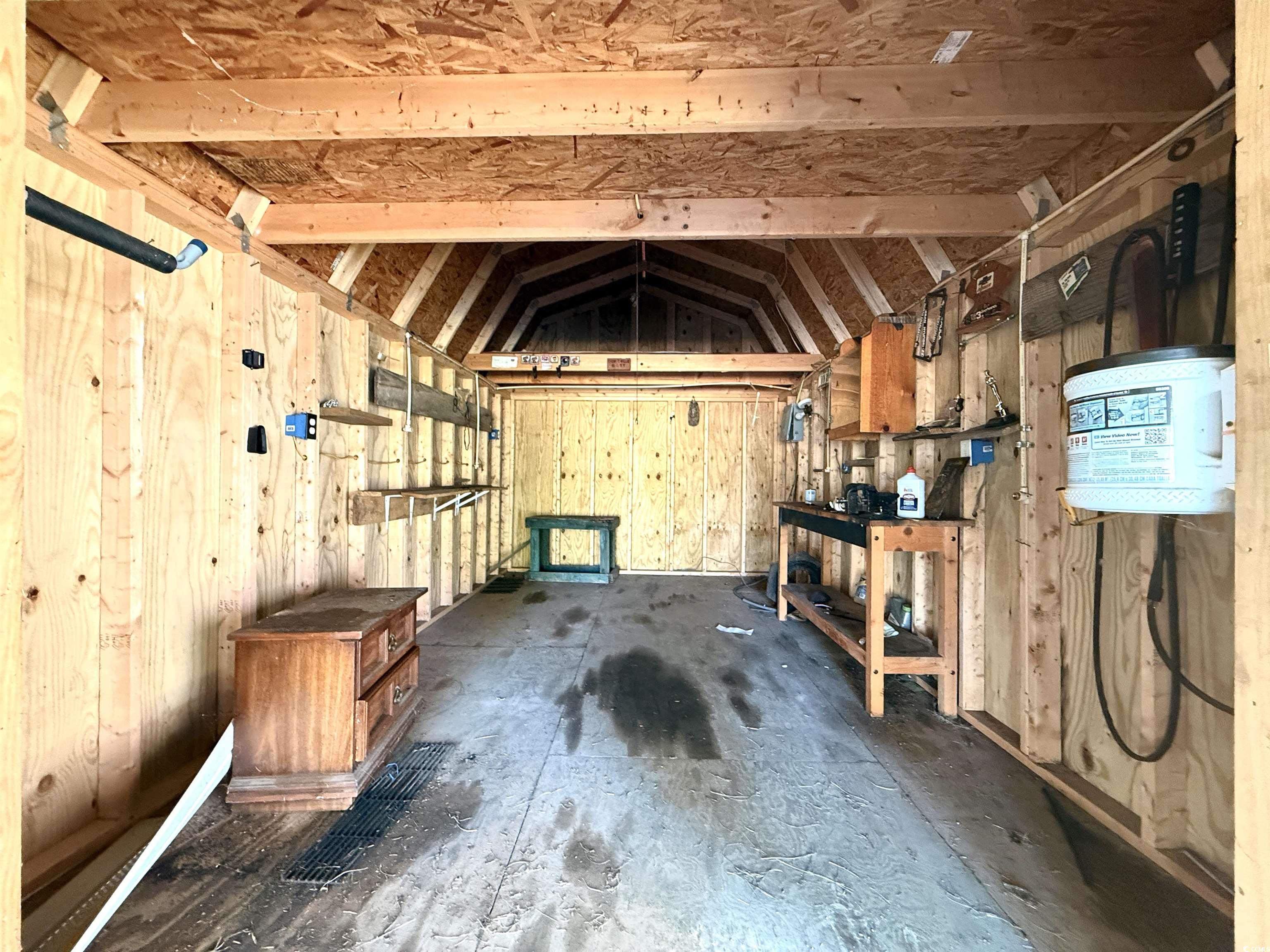 2765 County Line Rd. Property Photo 12