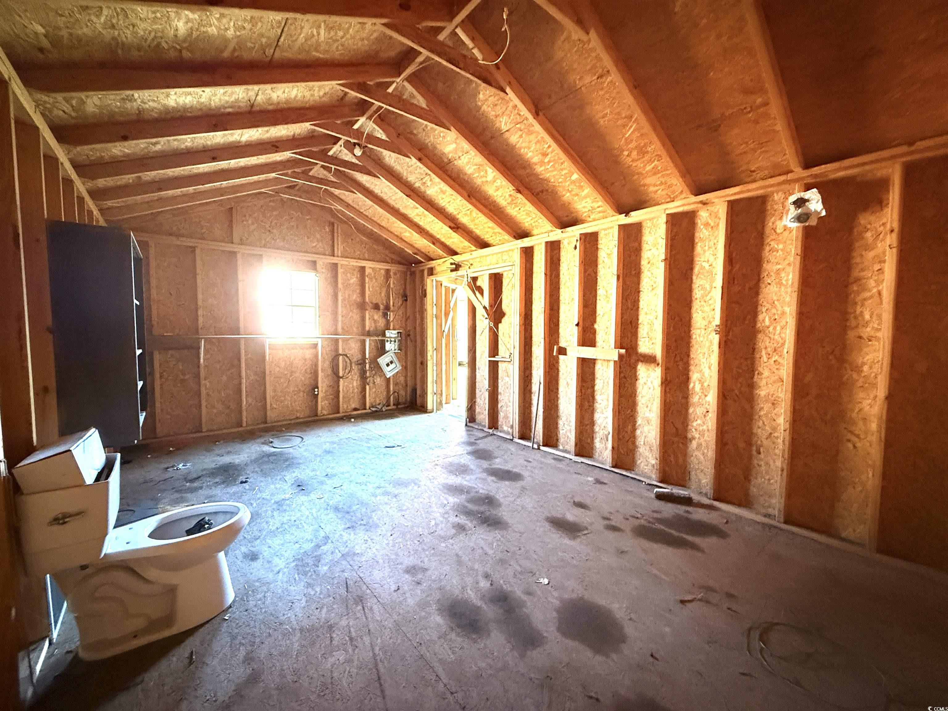 2765 County Line Rd. Property Photo 13