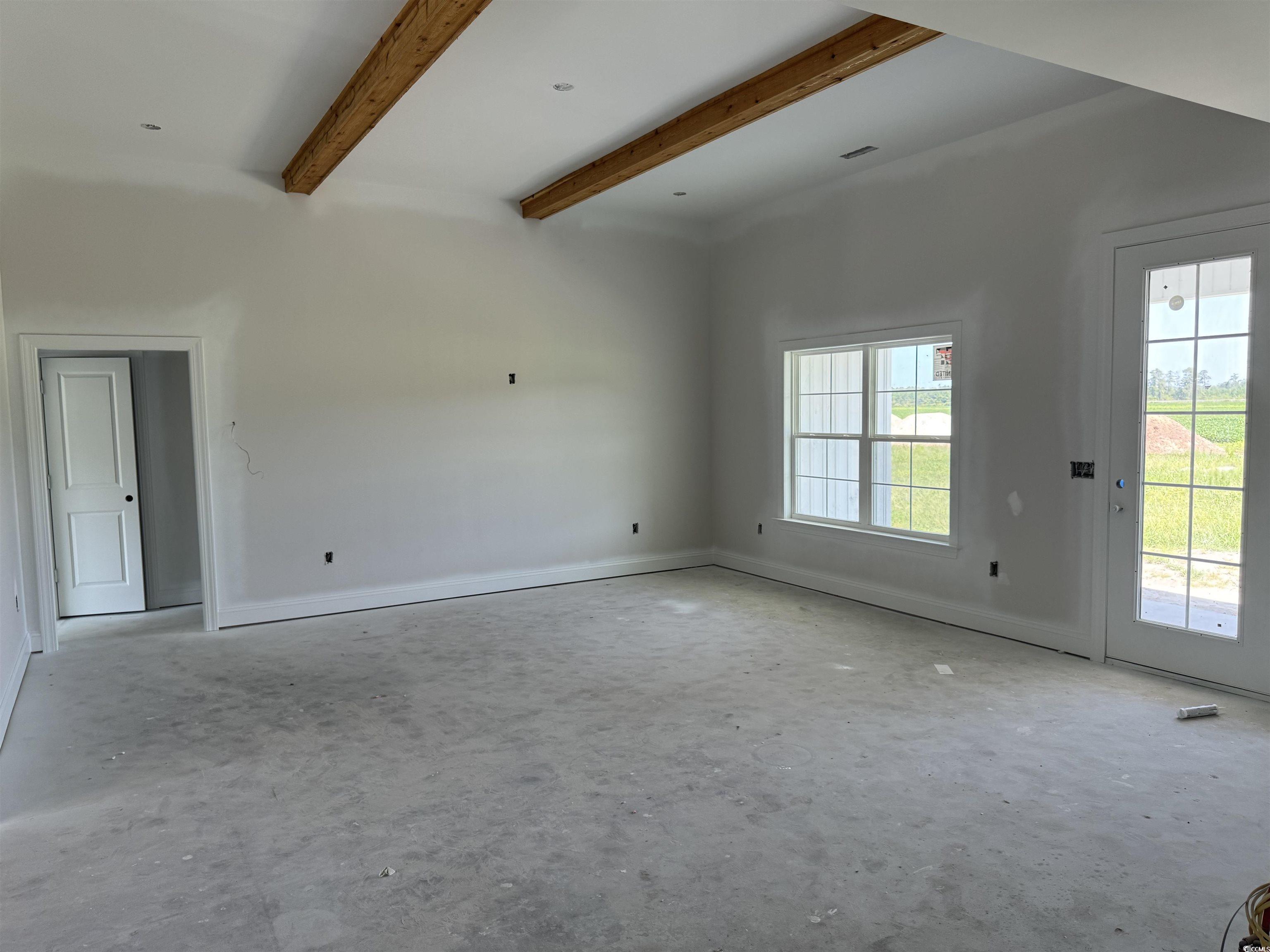 4971 Dupont Rd. Property Photo 4