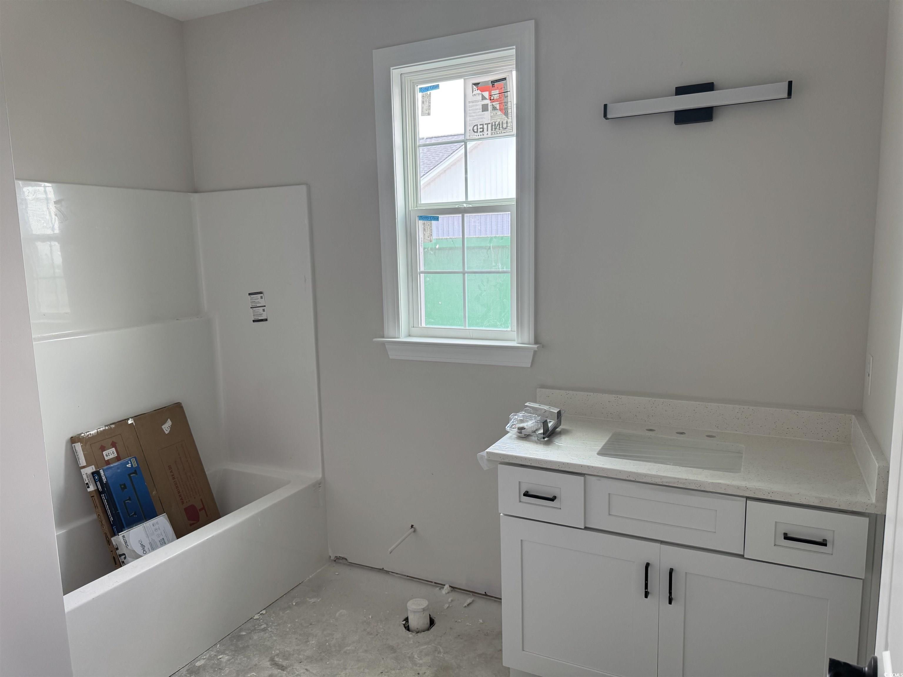 4971 Dupont Rd. Property Photo 10