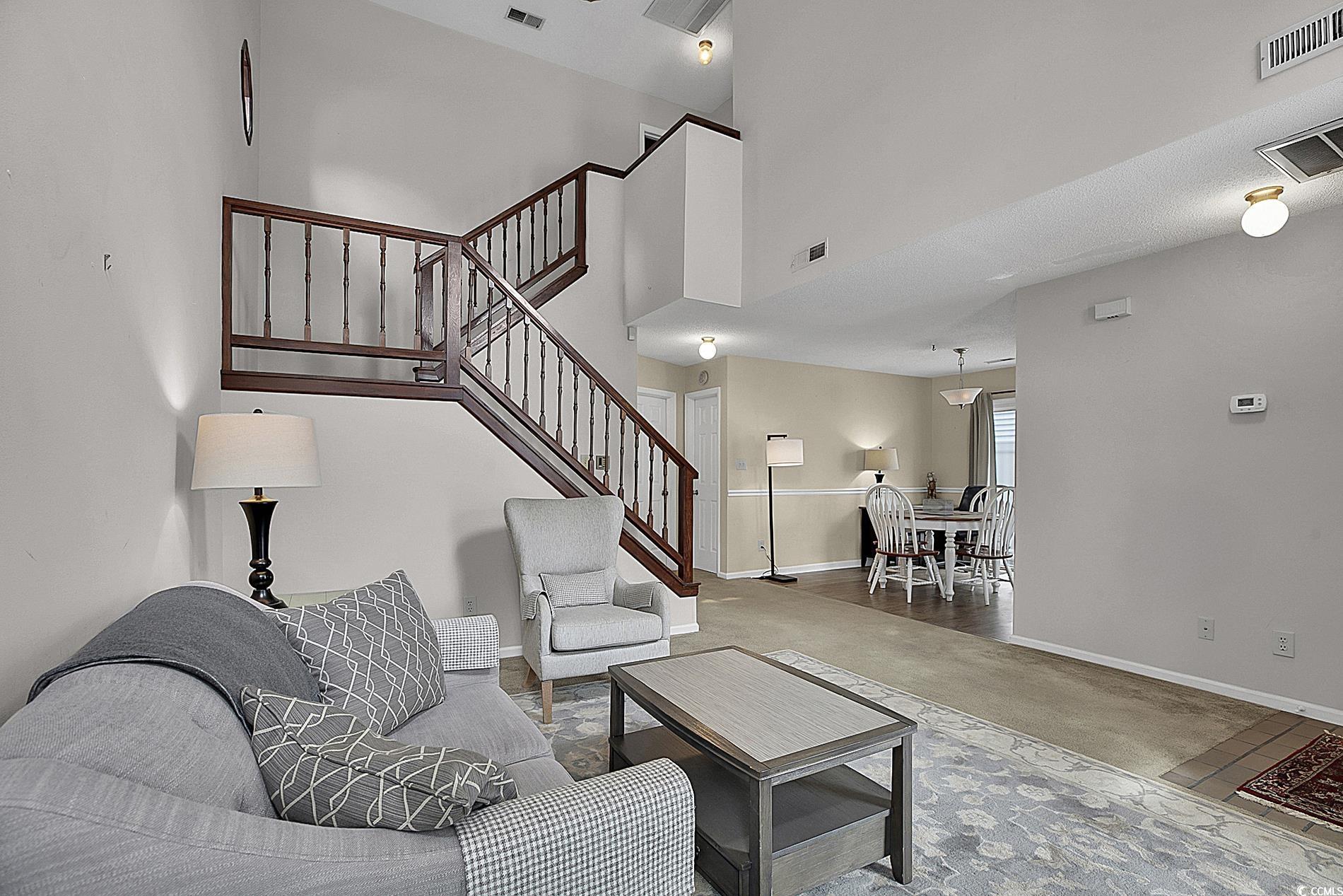 829 9th Ave. S Property Photo 4