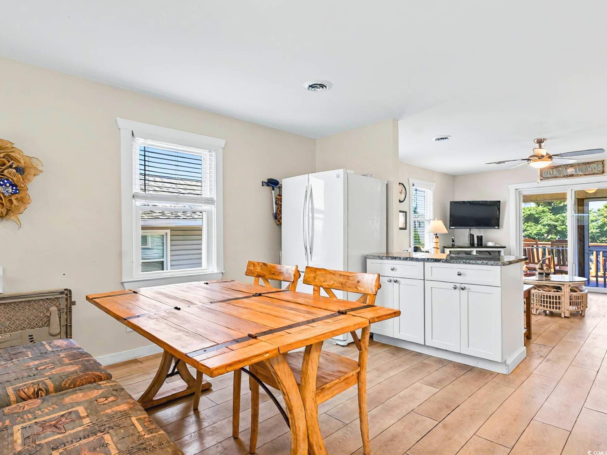 118 Seaside St. Property Photo 17