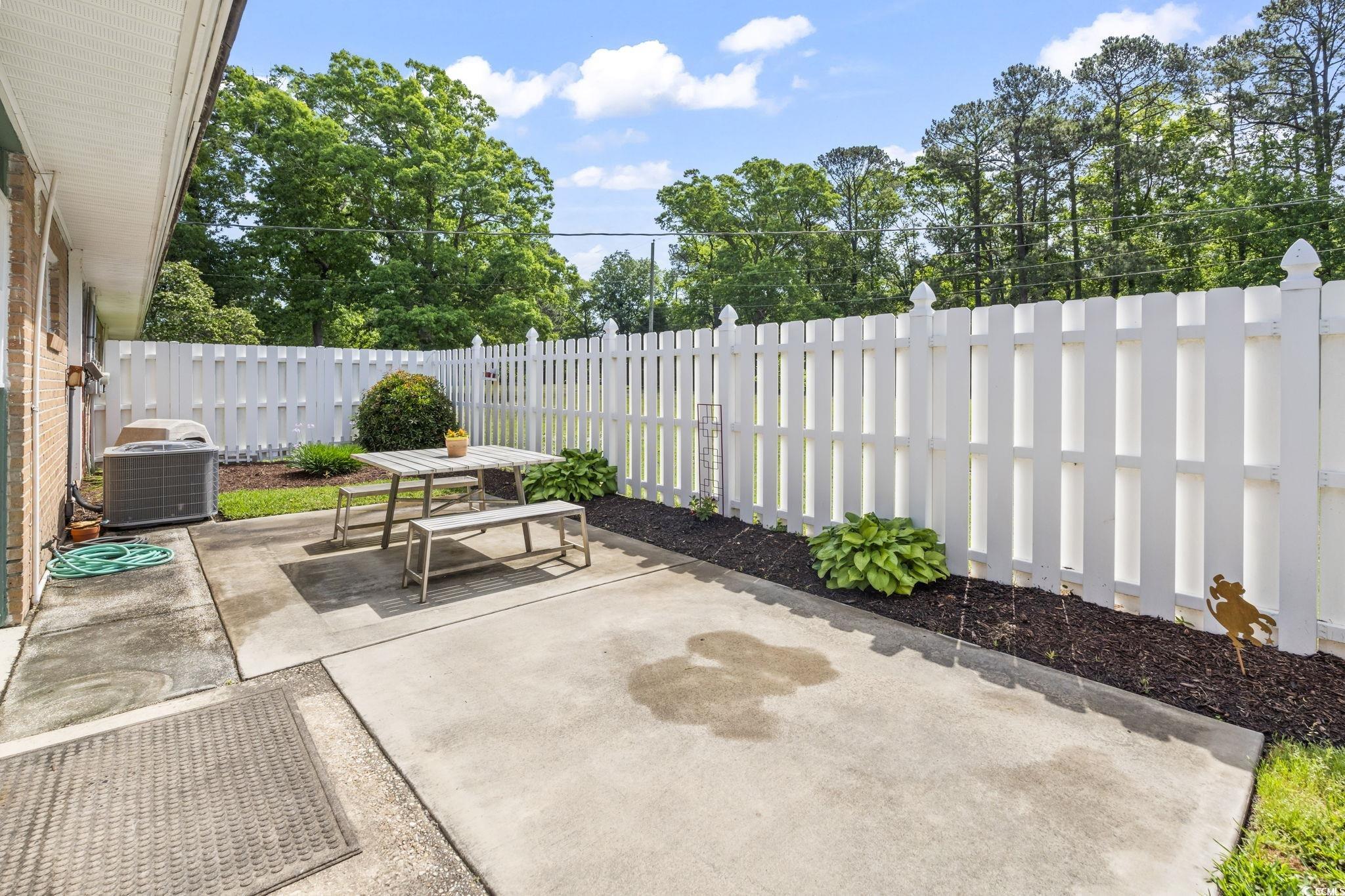 558 Juniper Dr. Property Photo 30