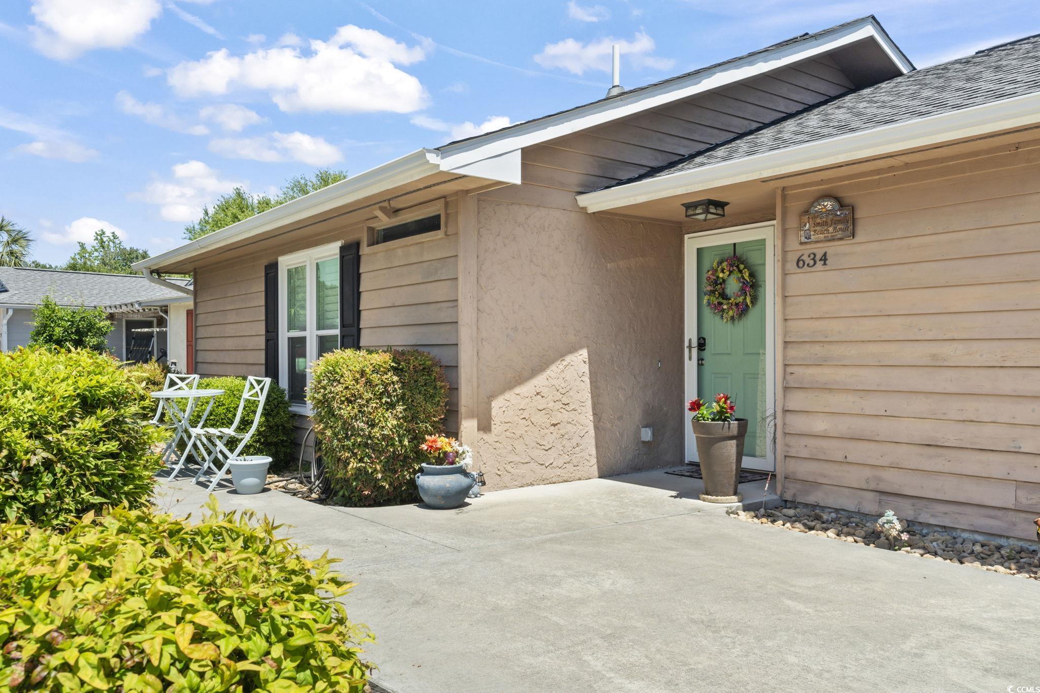 634 Cypress Ln. Property Photo 3
