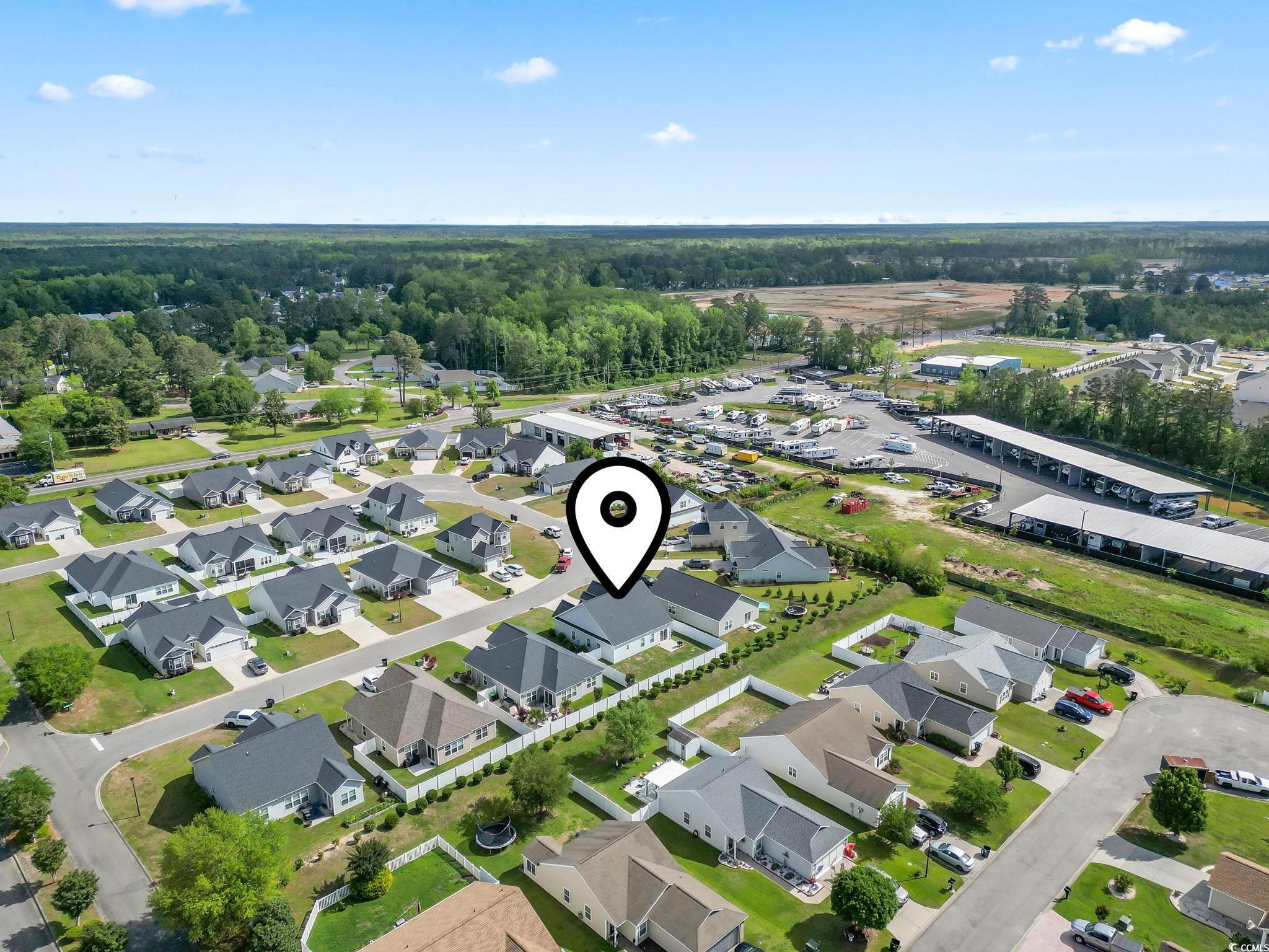 712 Hobonny Loop Property Photo 3
