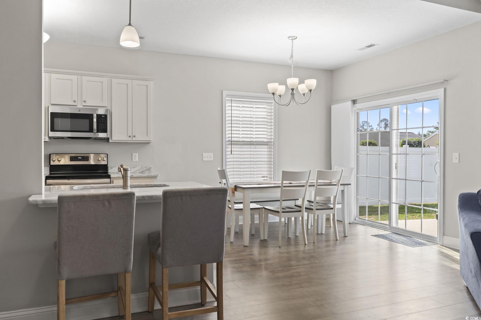 712 Hobonny Loop Property Photo 15