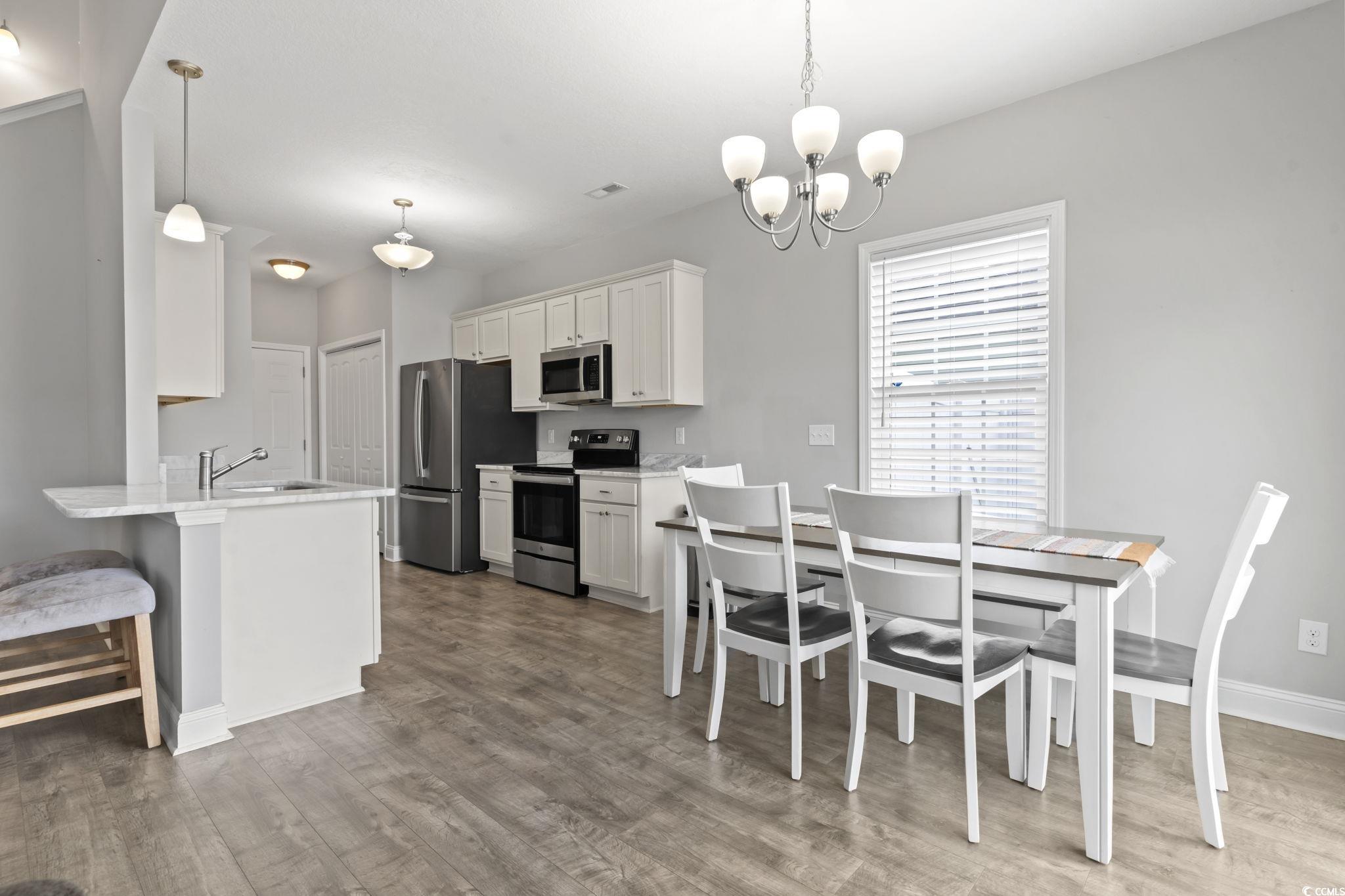 712 Hobonny Loop Property Photo 18
