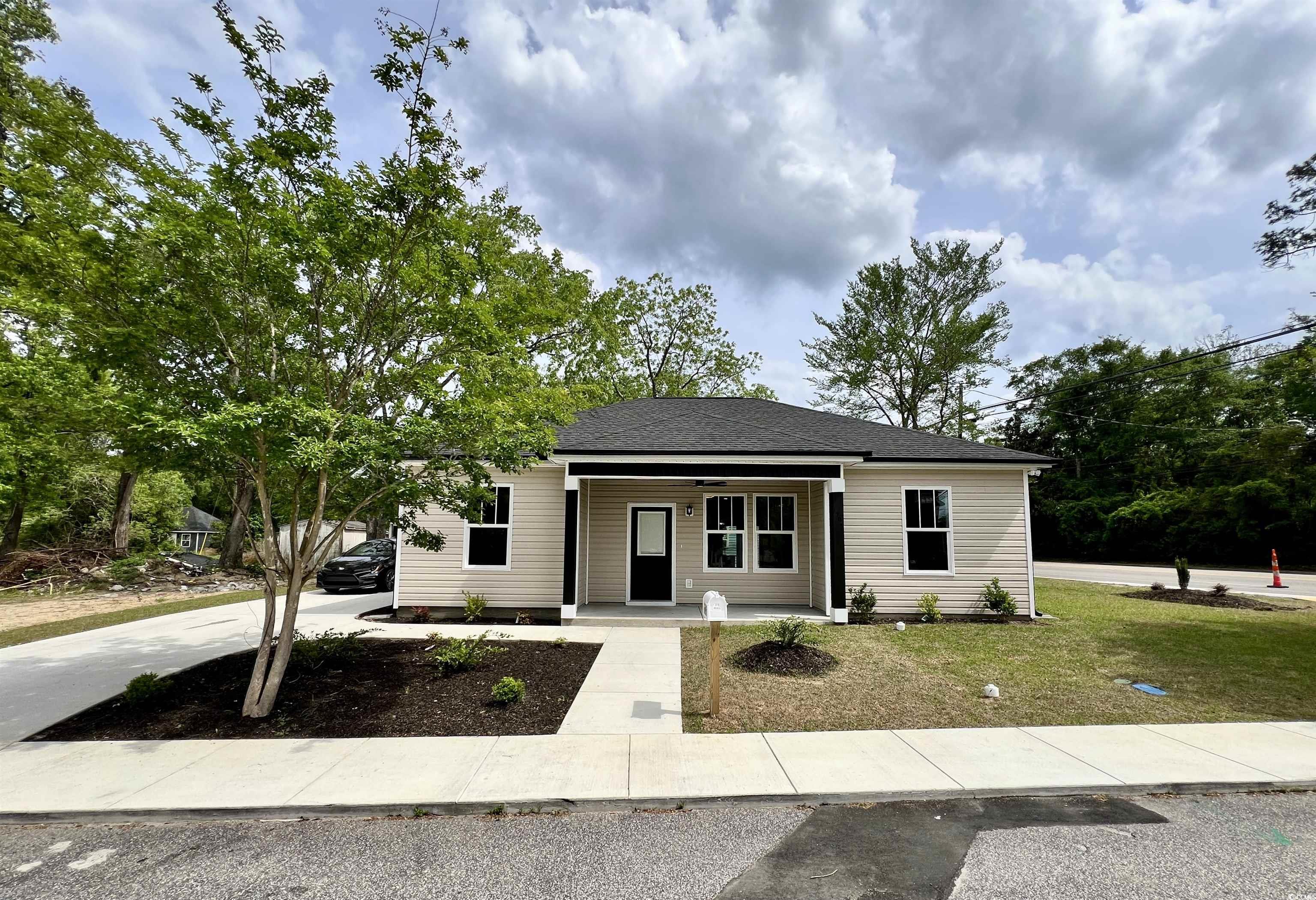 1795 Hemingway St. Property Photo 1