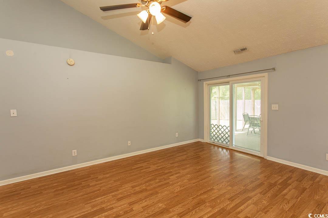 908 Hornbeam Ct. Property Photo 6