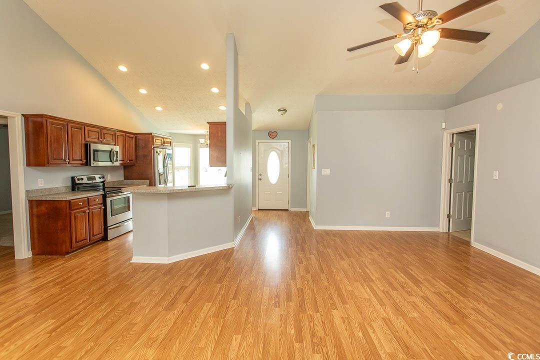 908 Hornbeam Ct. Property Photo 7