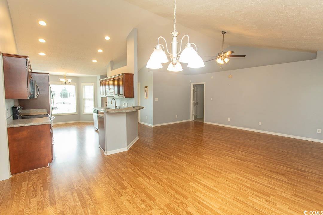 908 Hornbeam Ct. Property Photo 9