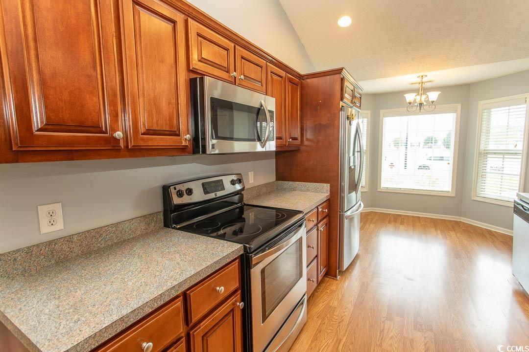 908 Hornbeam Ct. Property Photo 12