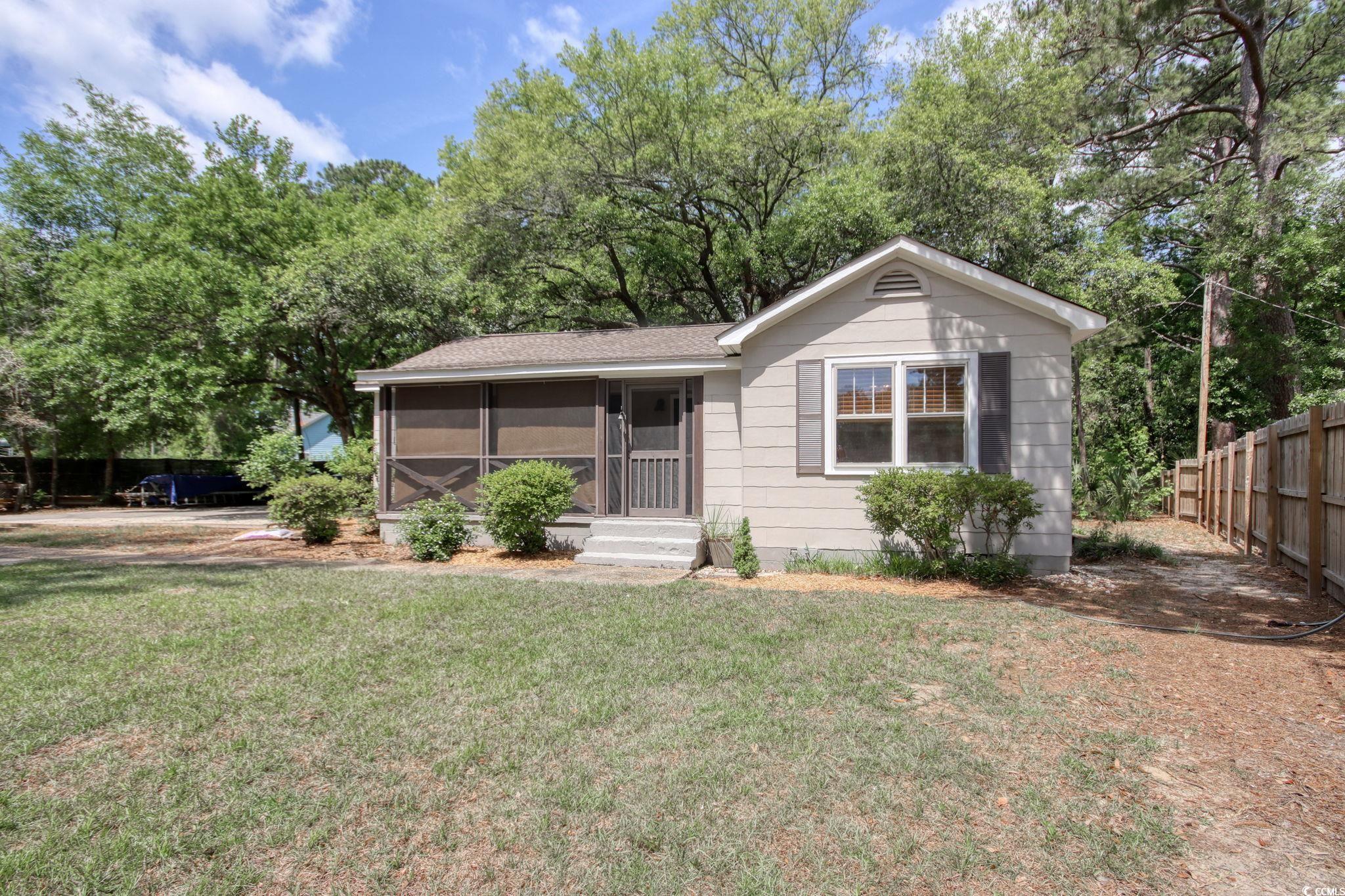 2206 Beck St. Property Photo 1