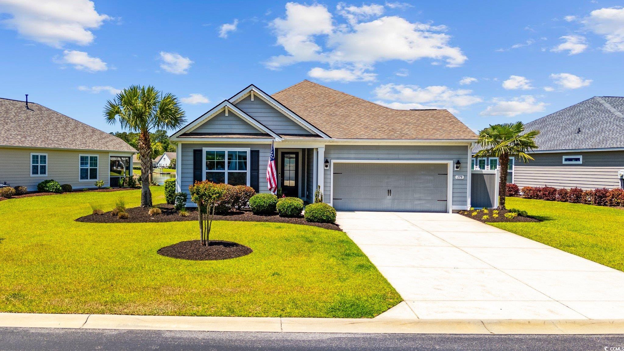 179 Hyacinth Loop