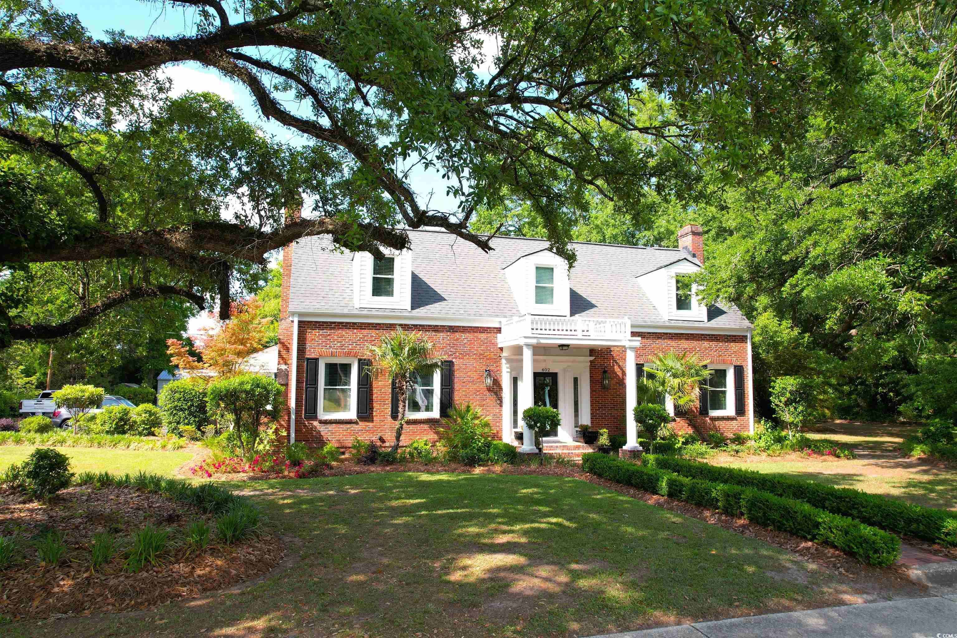 402 E Broad St. Property Photo